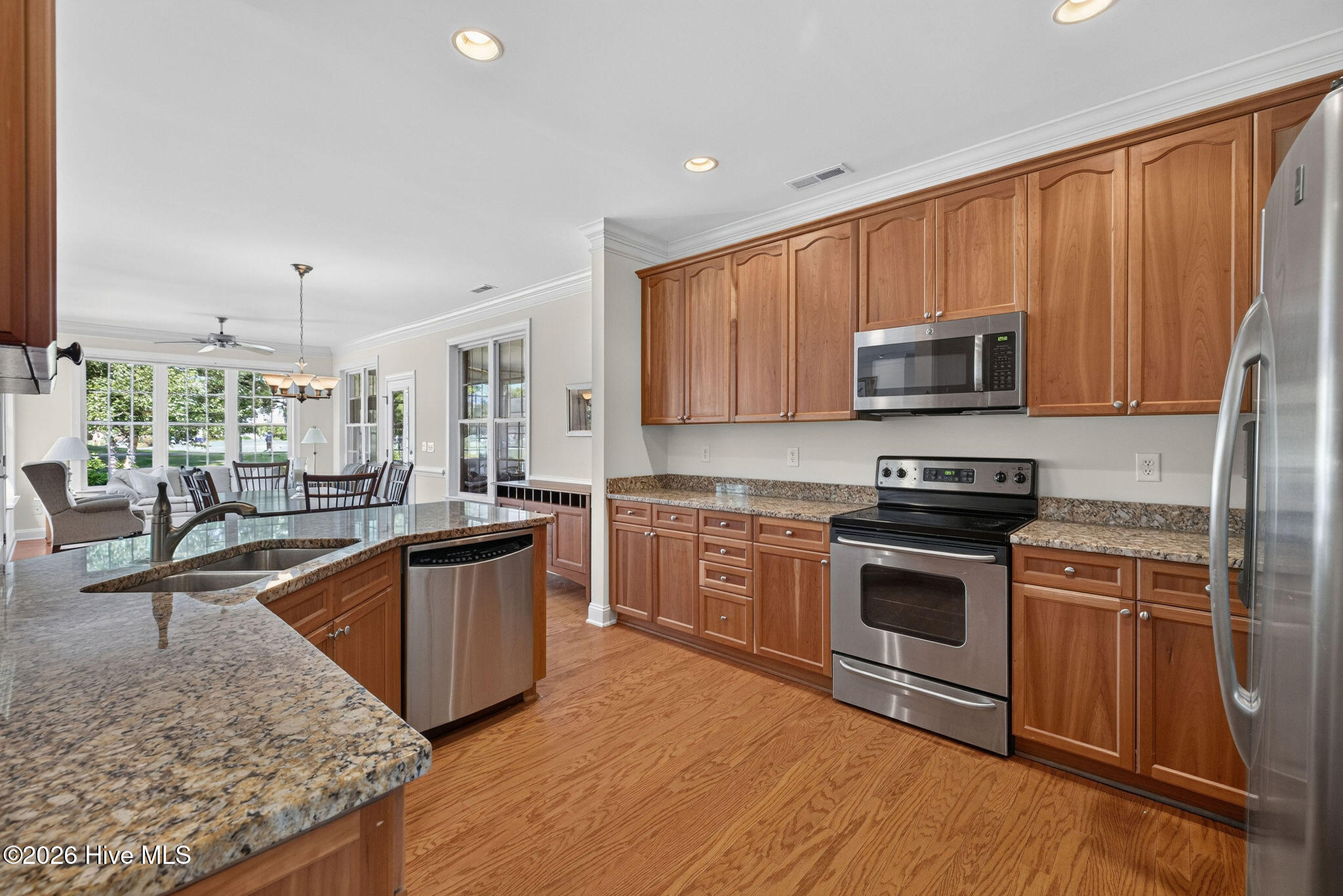 1102 Hampton Pines Court