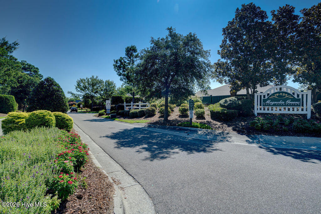 1102 Hampton Pines Court