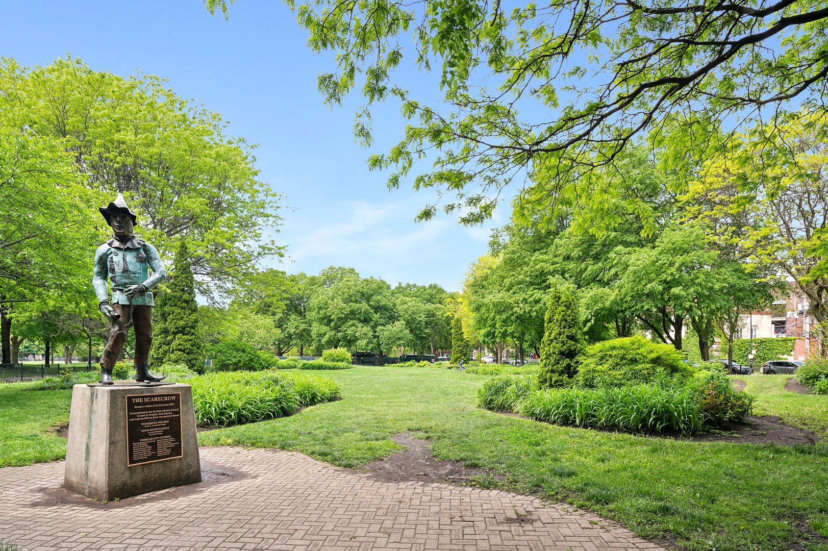 714 W WEBSTER Avenue Unit: 3E