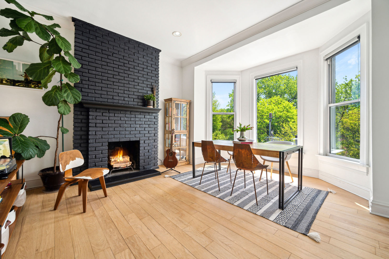 714 W WEBSTER Avenue Unit: 3E