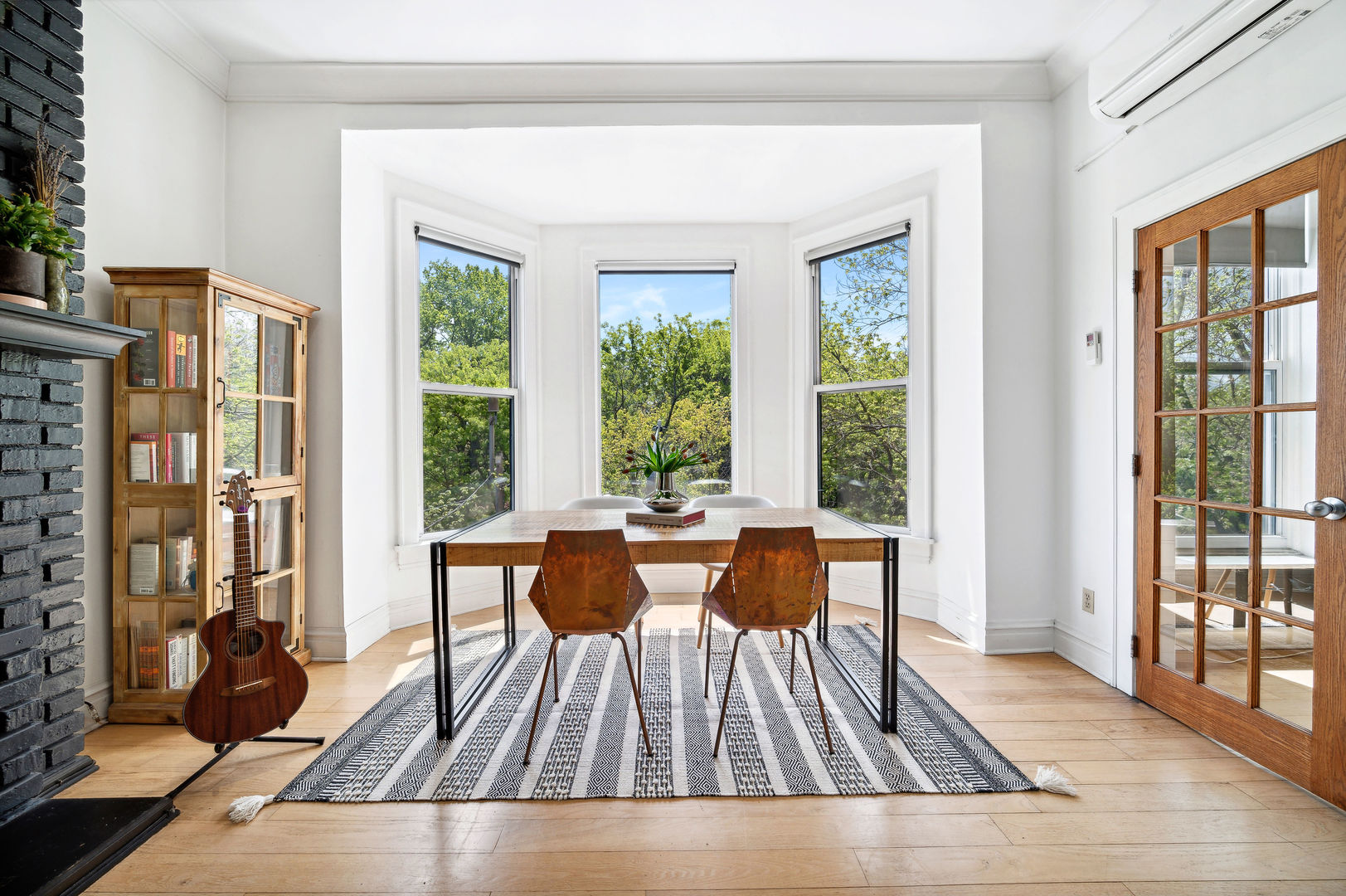 714 W WEBSTER Avenue Unit: 3E