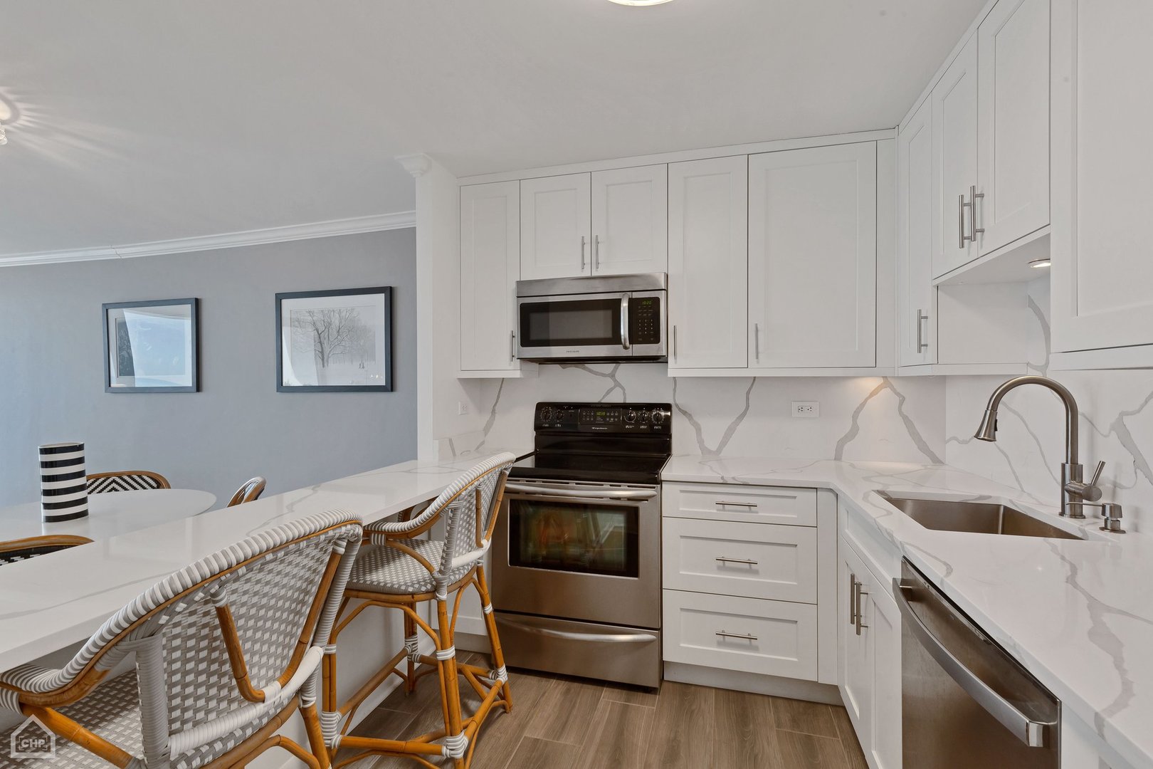 1560 N Sandburg Terrace Unit: 2706J