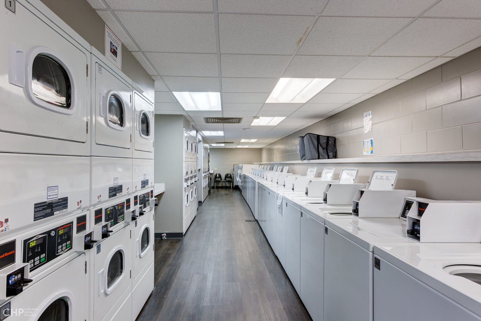 1560 N Sandburg Terrace Unit: 2706J