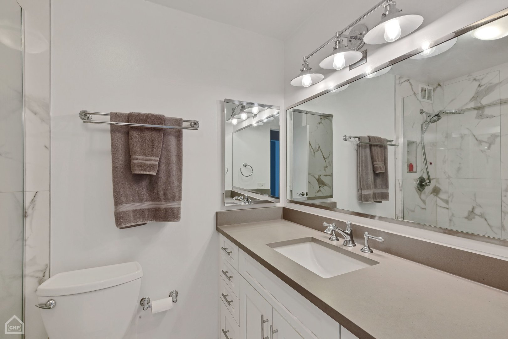 1560 N Sandburg Terrace Unit: 2706J