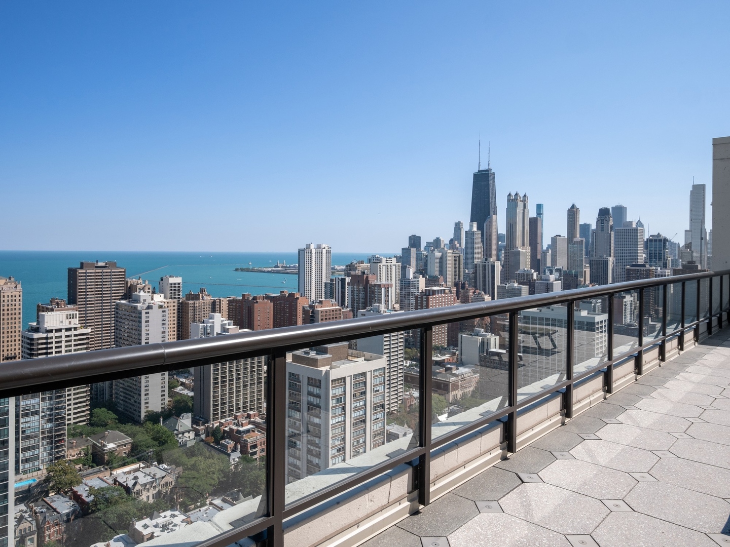 1560 N Sandburg Terrace Unit: 2706J