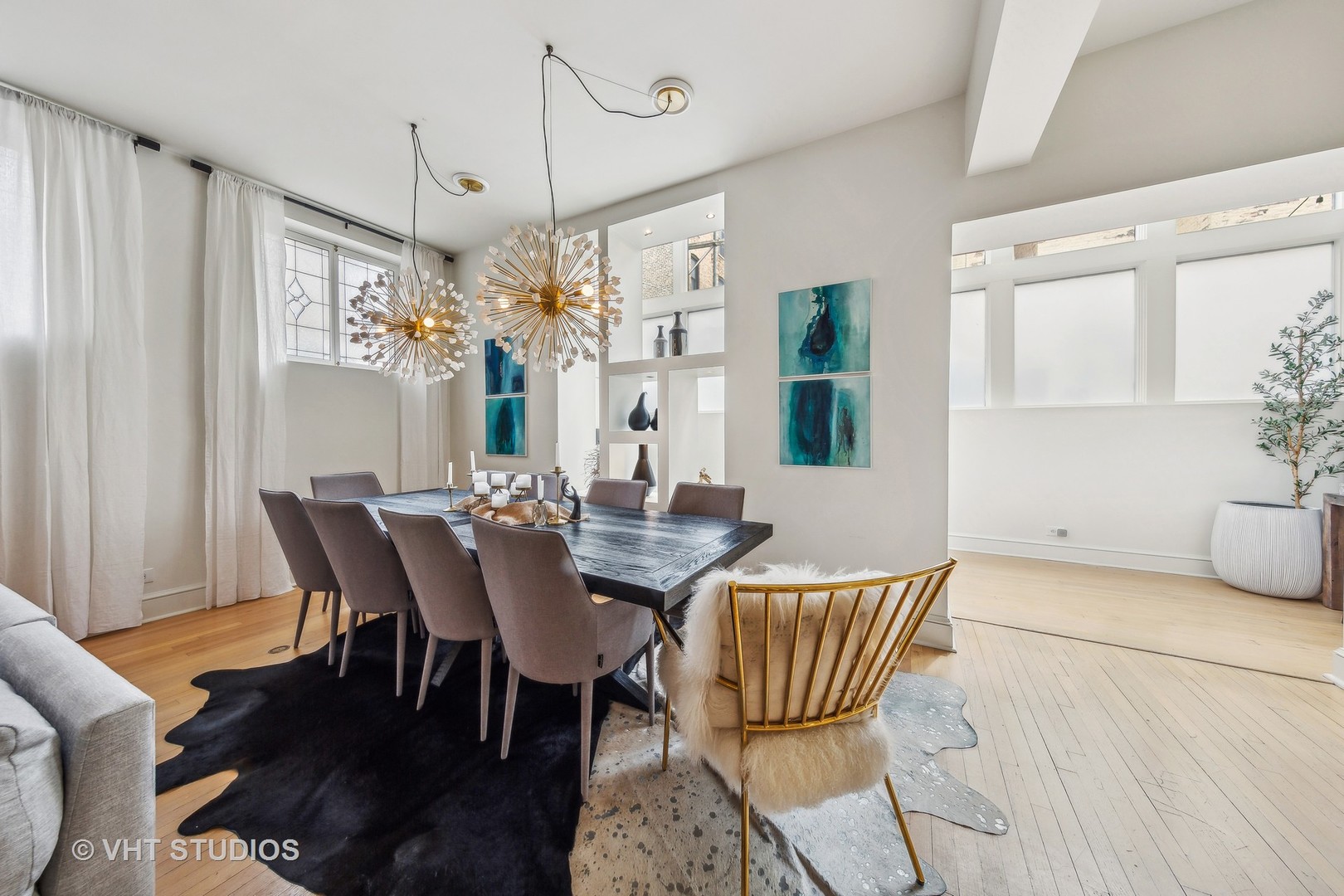 514 W Grant Place Unit: CHSE