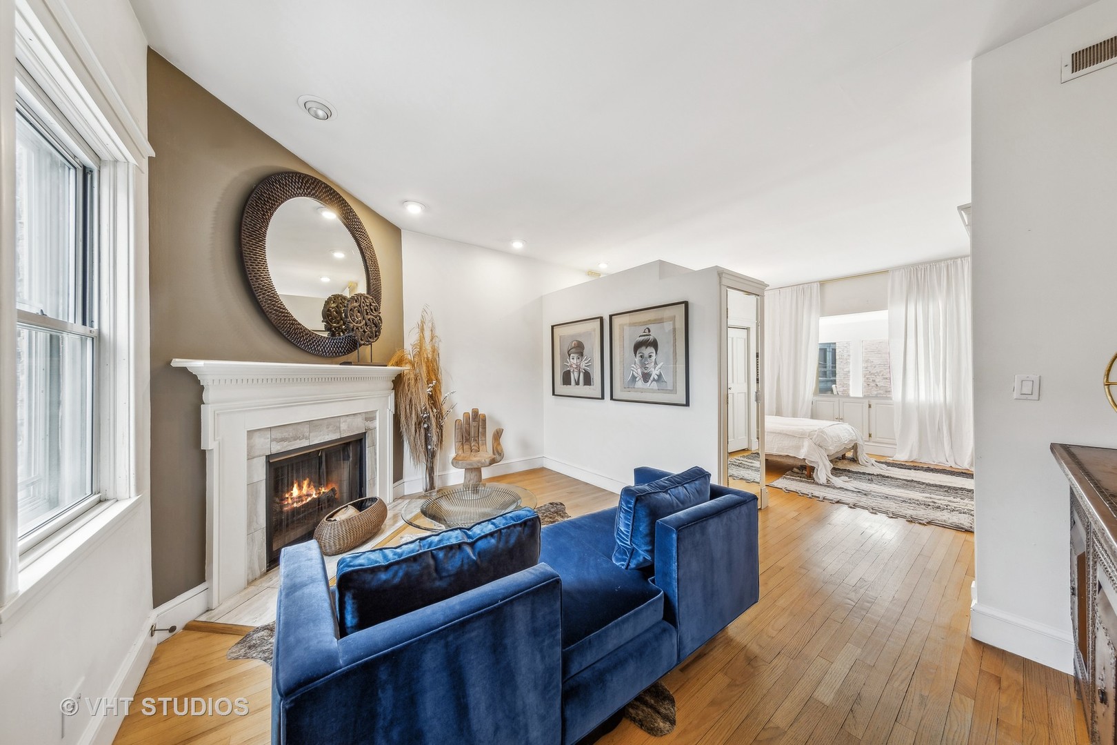 514 W Grant Place Unit: CHSE