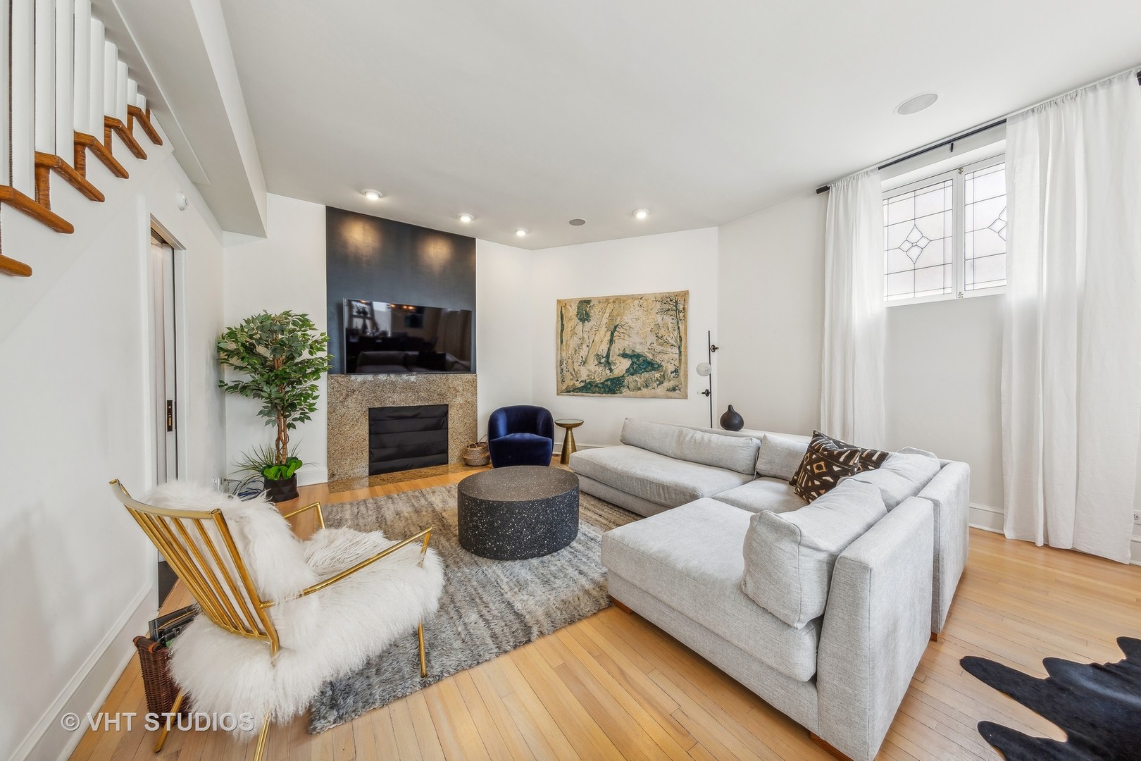 514 W Grant Place Unit: CHSE