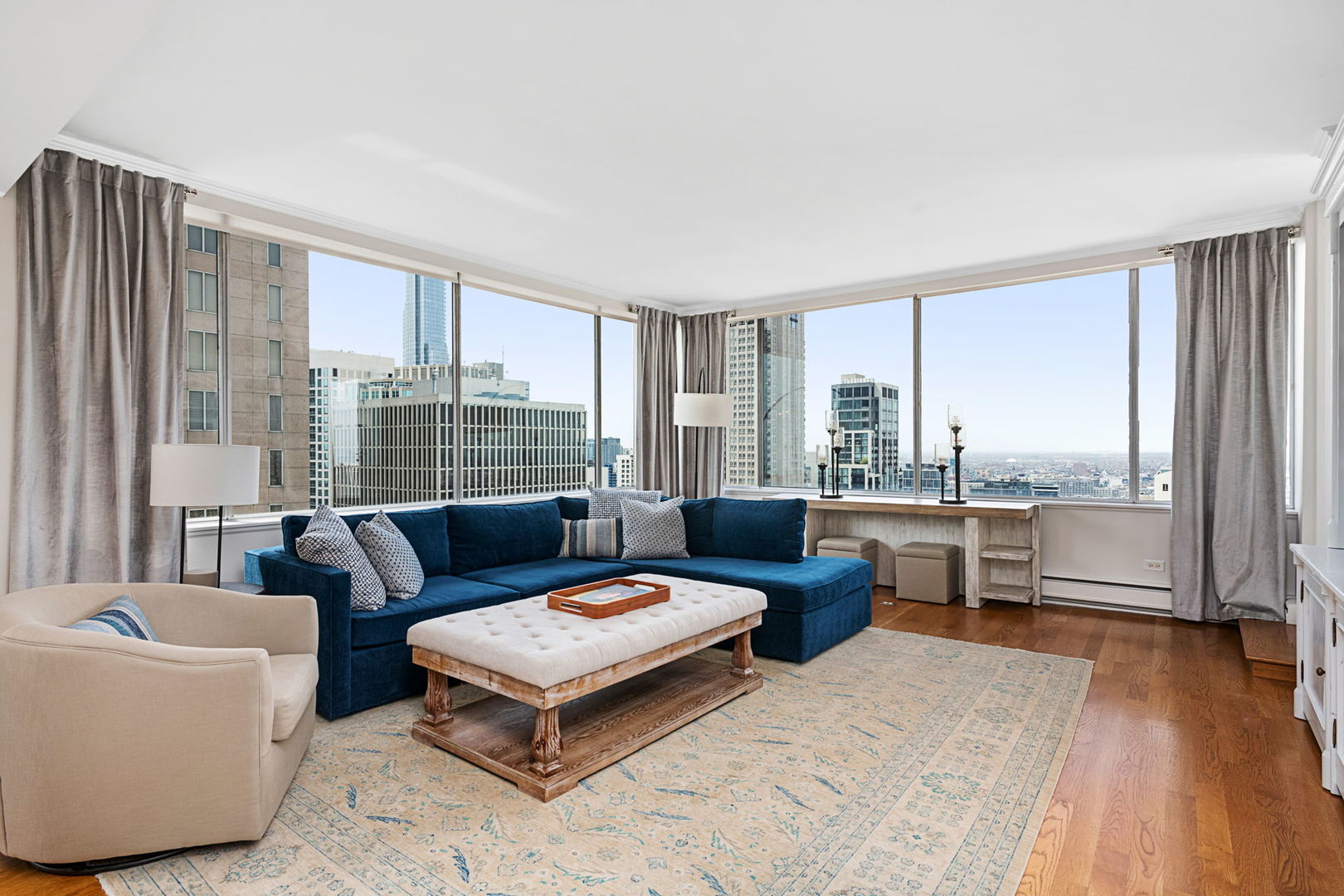 1000 N LAKE SHORE Plaza Unit: 39C