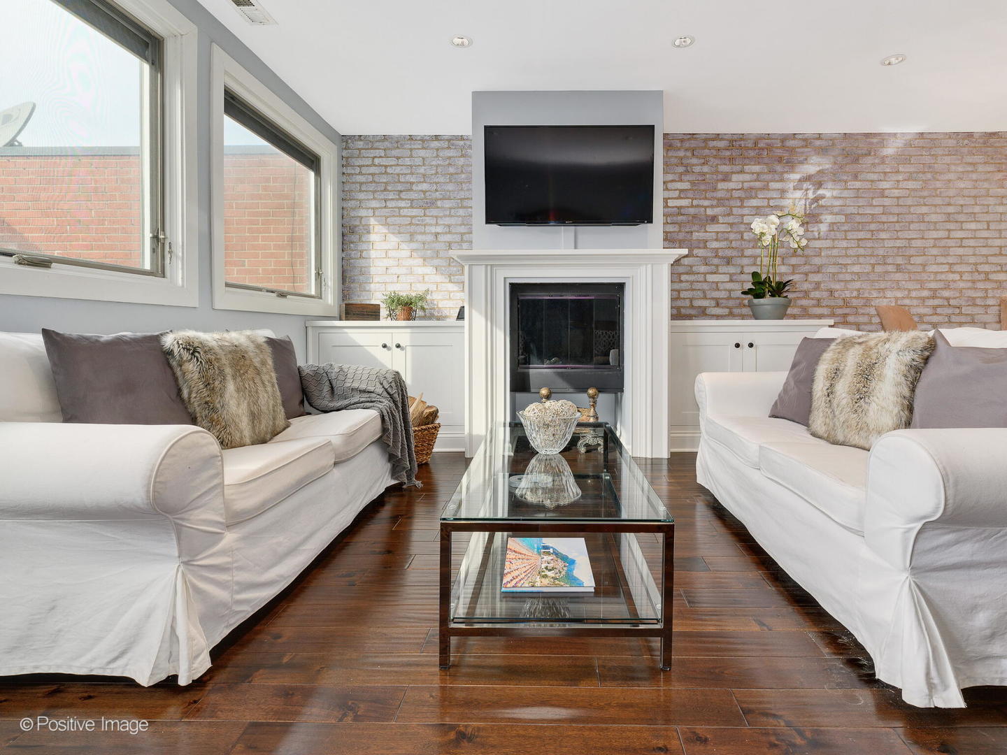 205 W EUGENIE Street Unit: G