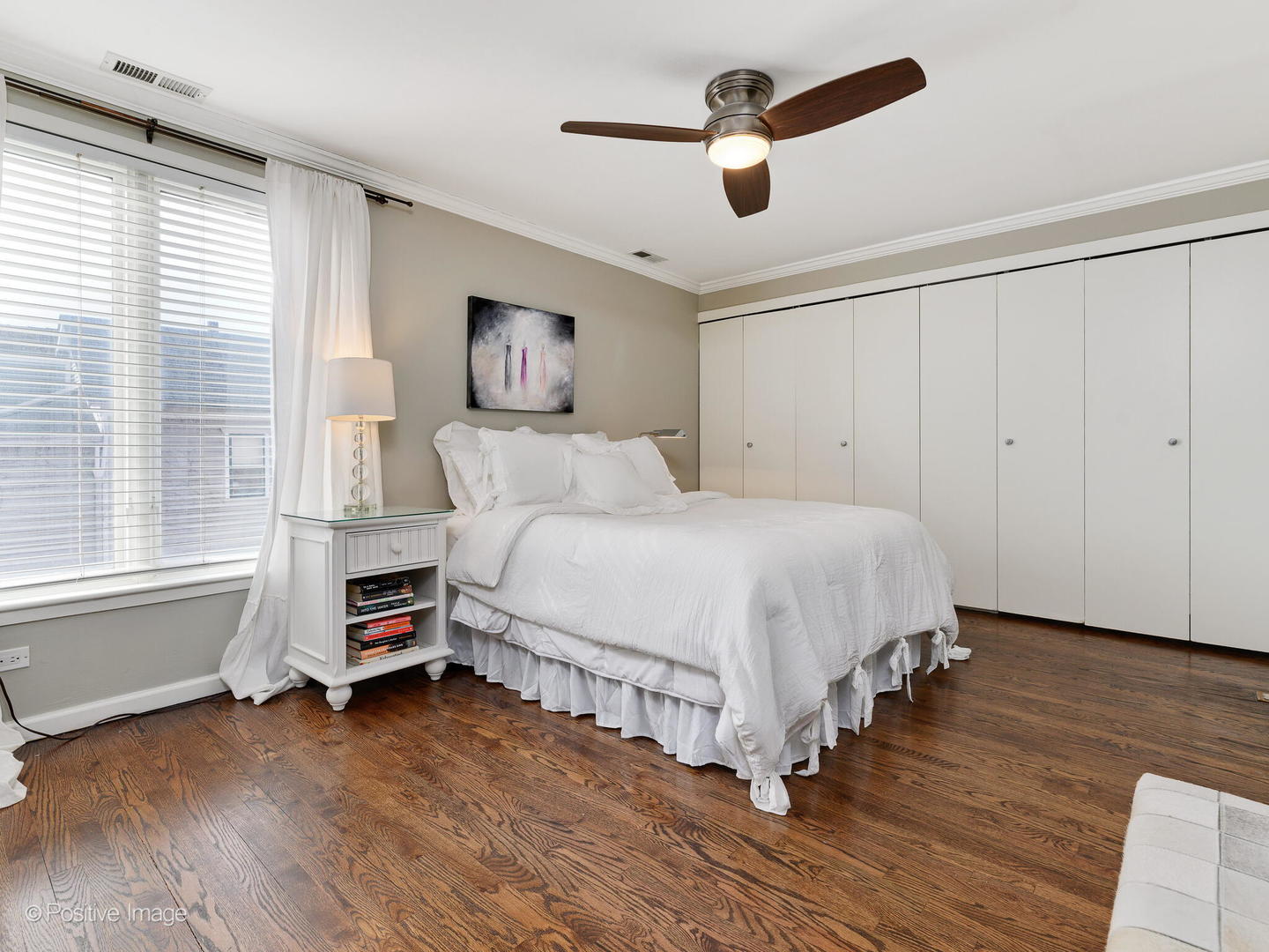 205 W EUGENIE Street Unit: G