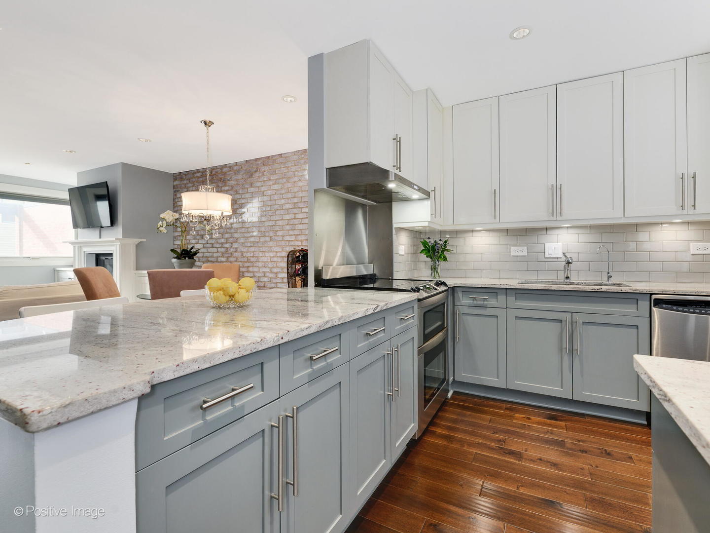 205 W EUGENIE Street Unit: G