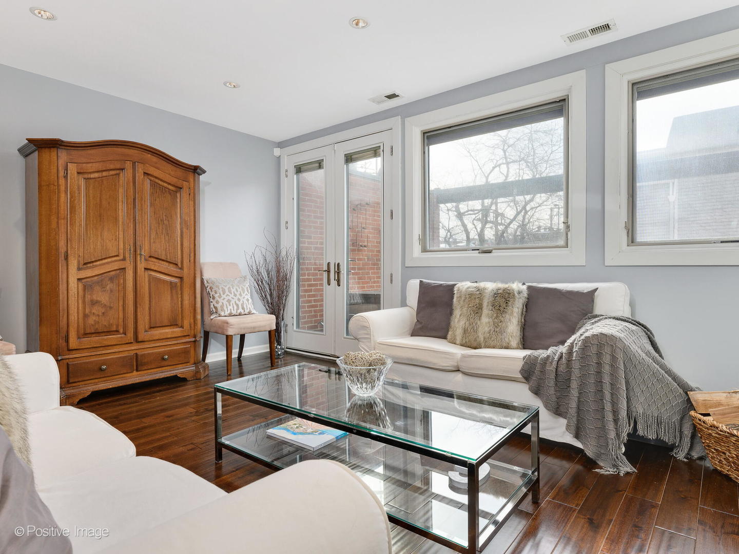 205 W EUGENIE Street Unit: G
