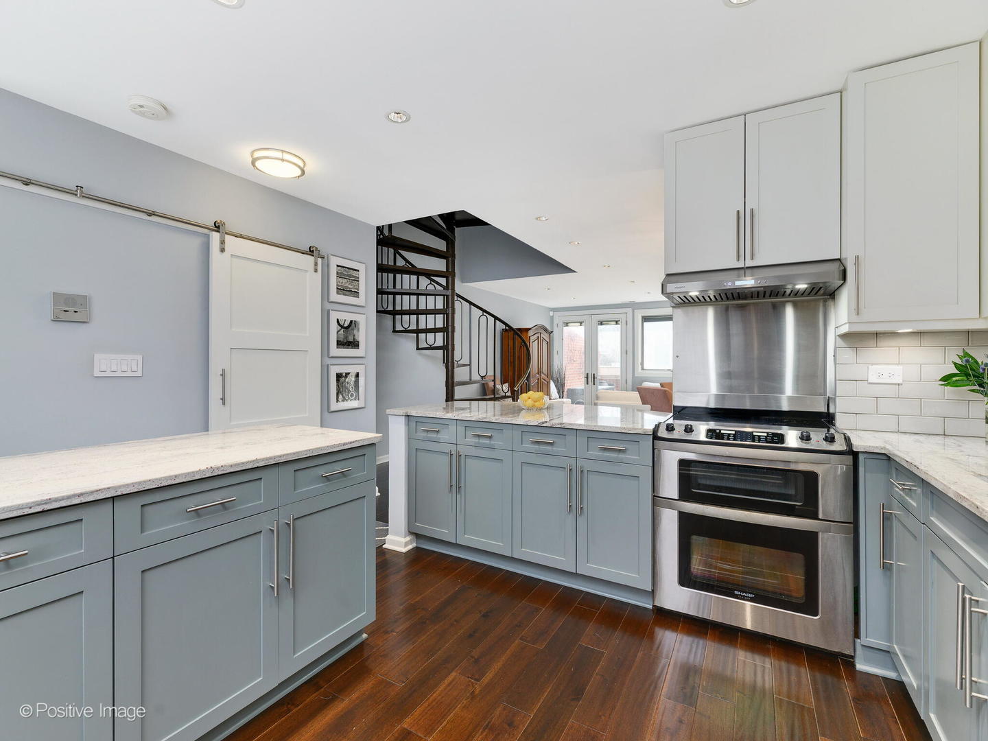 205 W EUGENIE Street Unit: G