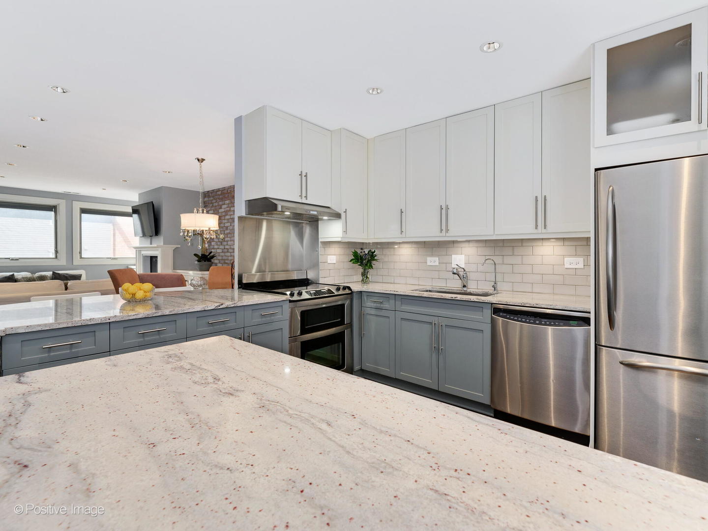 205 W EUGENIE Street Unit: G