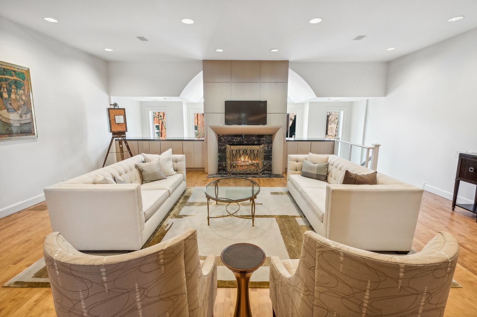 2036 N MAGNOLIA Avenue