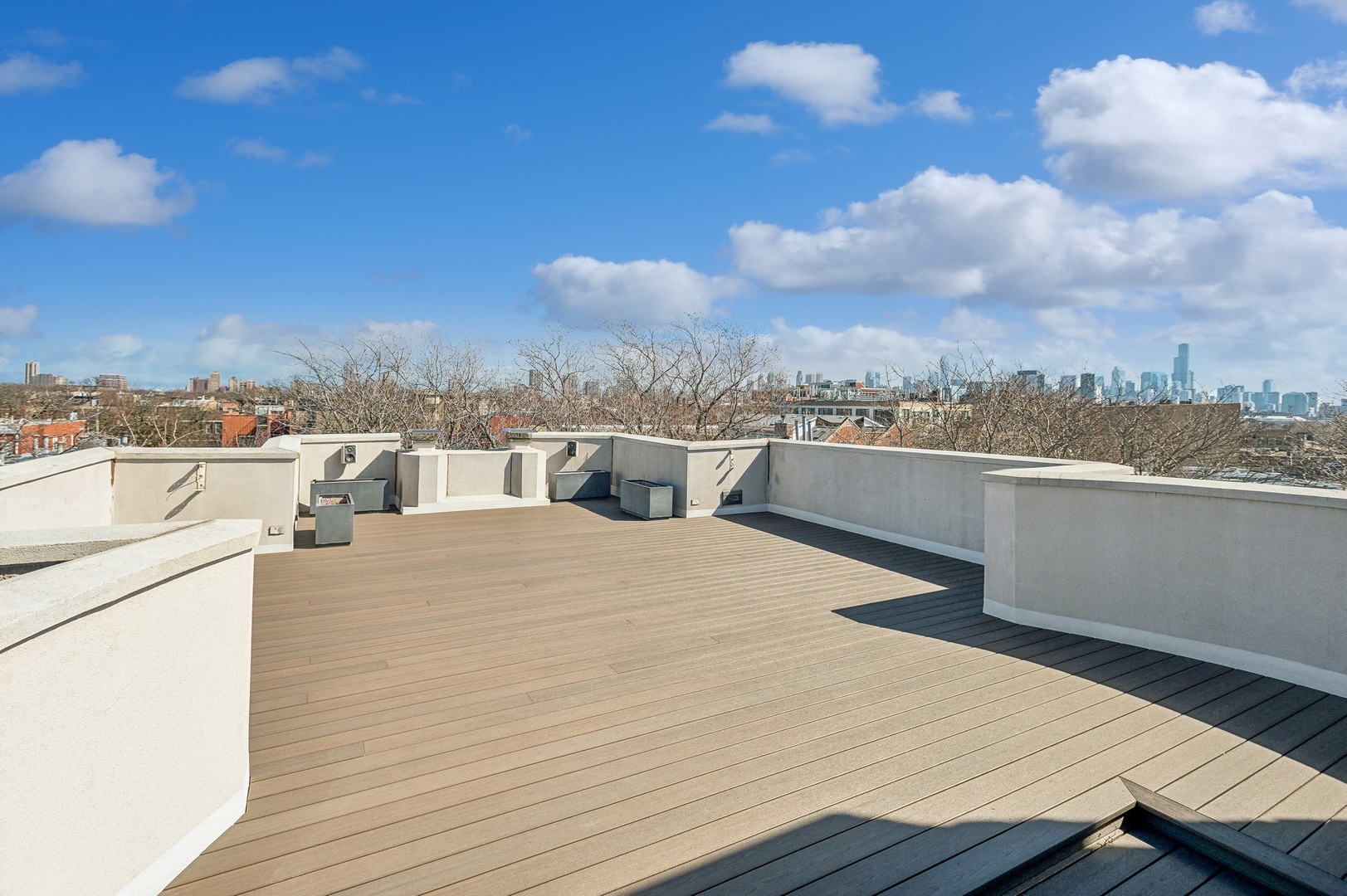 2036 N MAGNOLIA Avenue