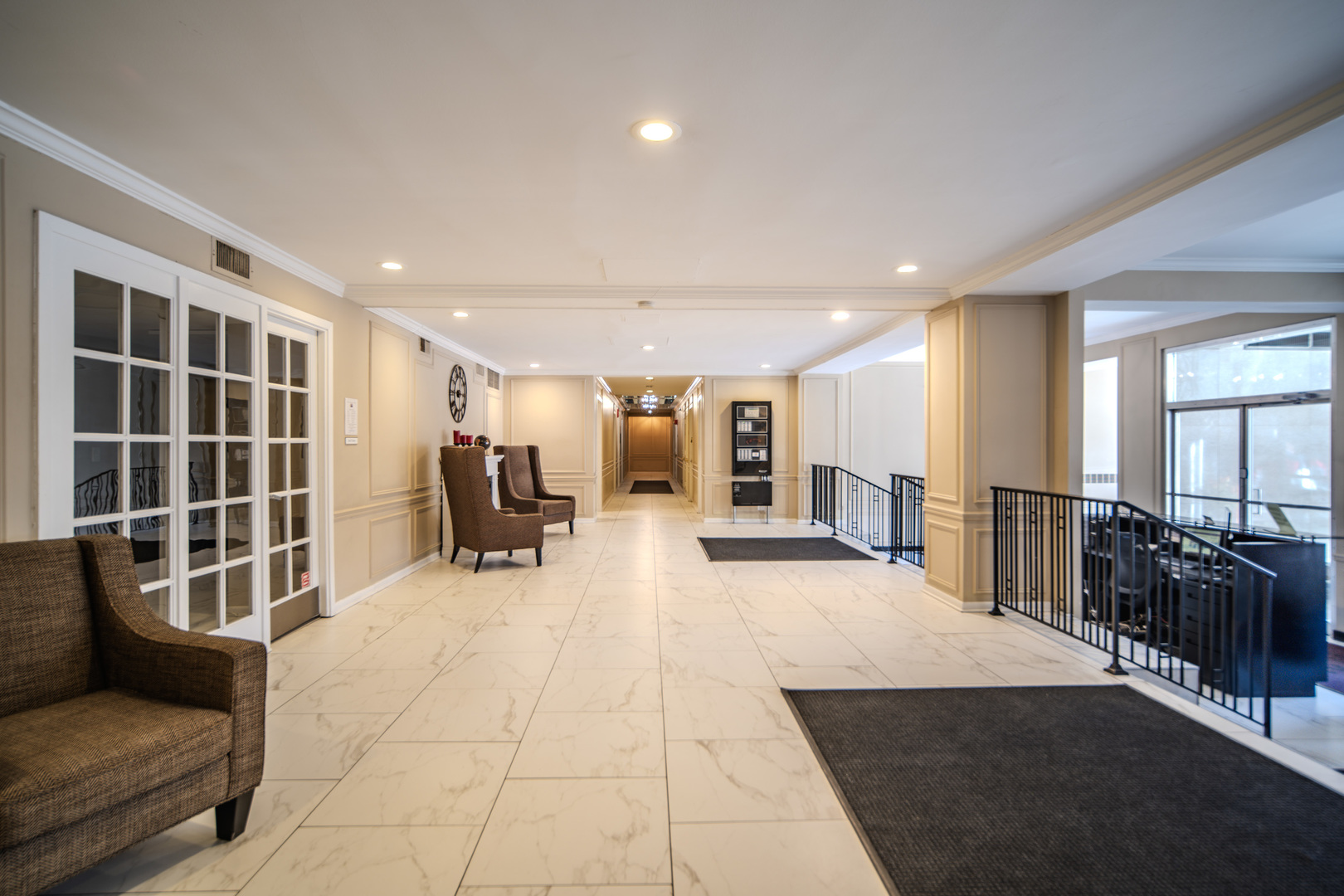 2909 N Sheridan Road Unit: 1511