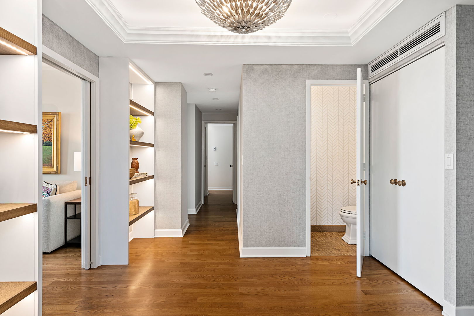 1000 N LAKE SHORE Plaza Unit: 39C