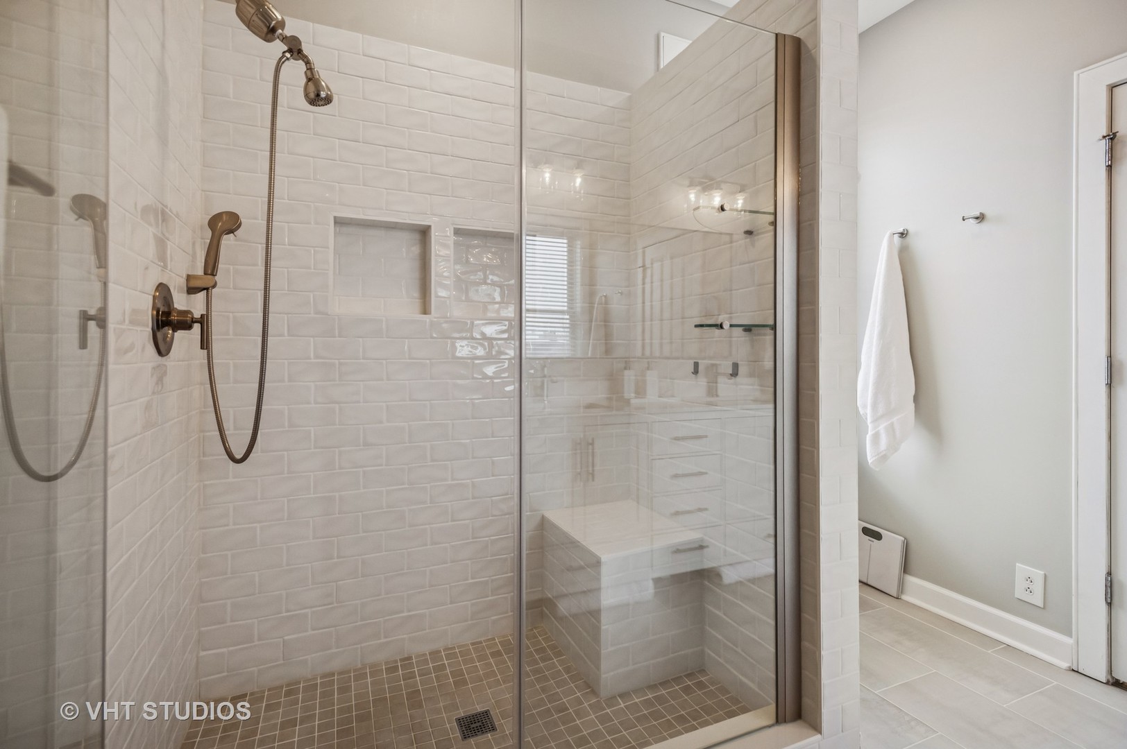 2974 N Riverwalk Drive