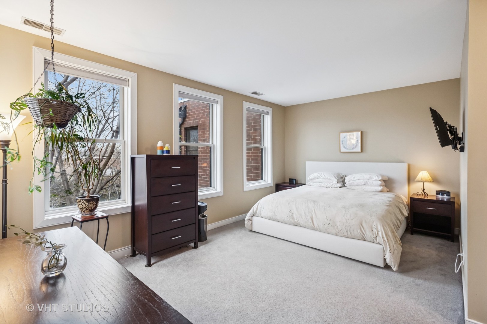 2974 N Riverwalk Drive