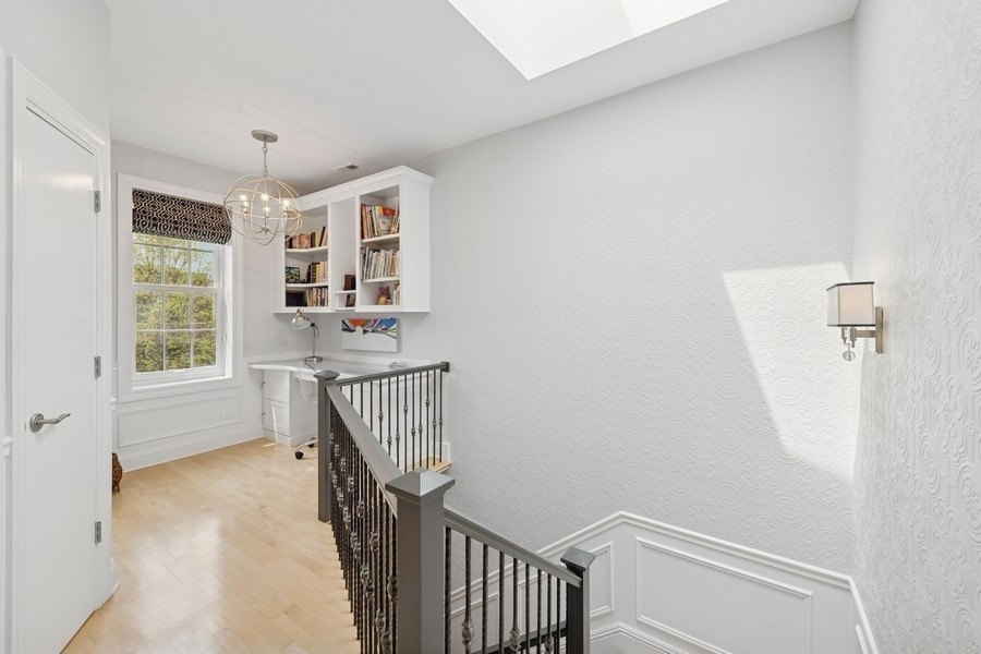 3643 N Oakley Avenue