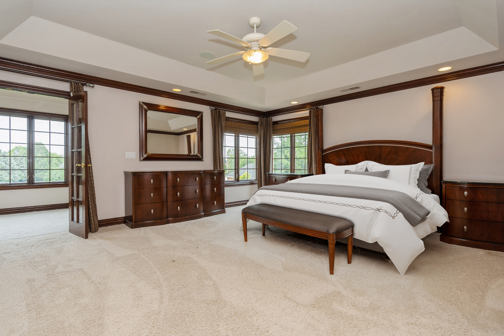 1913 Briarwood Circle