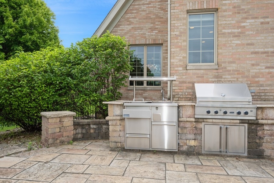 1913 Briarwood Circle