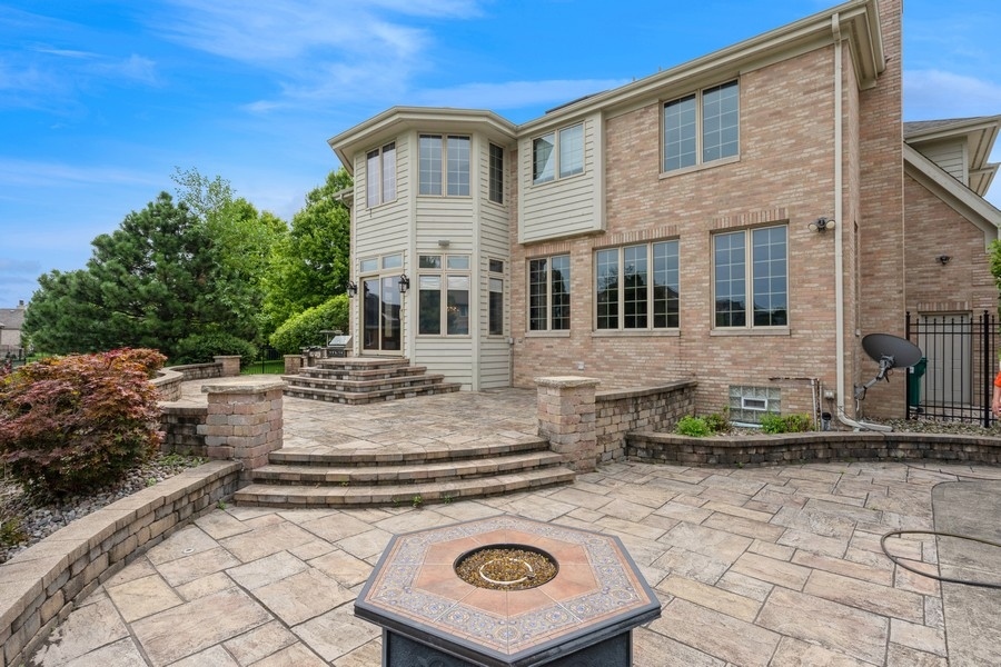 1913 Briarwood Circle