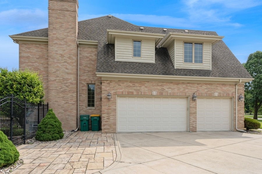 1913 Briarwood Circle