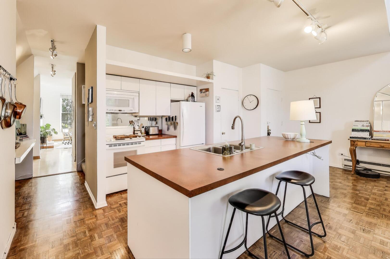 506 W Wisconsin Street