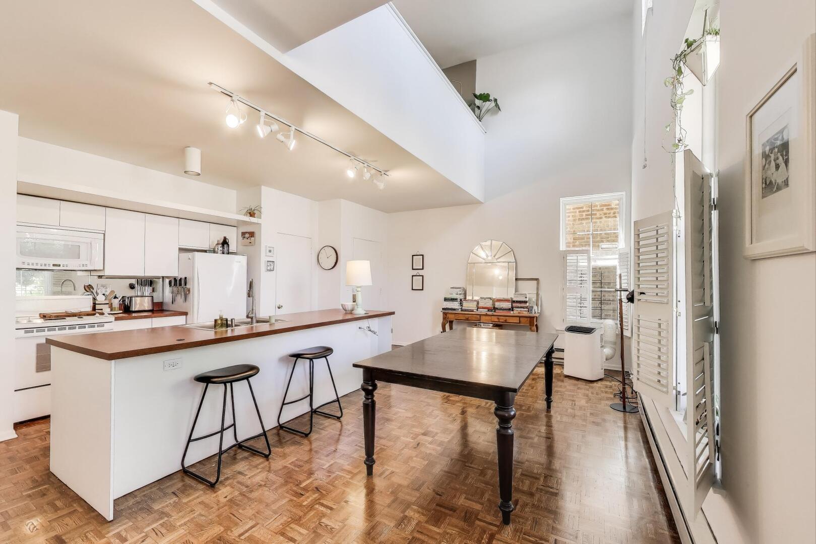 506 W Wisconsin Street