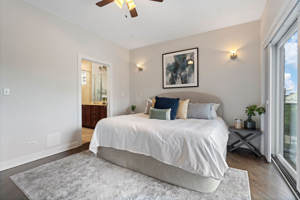 3101 N CALIFORNIA Avenue Unit: 3N