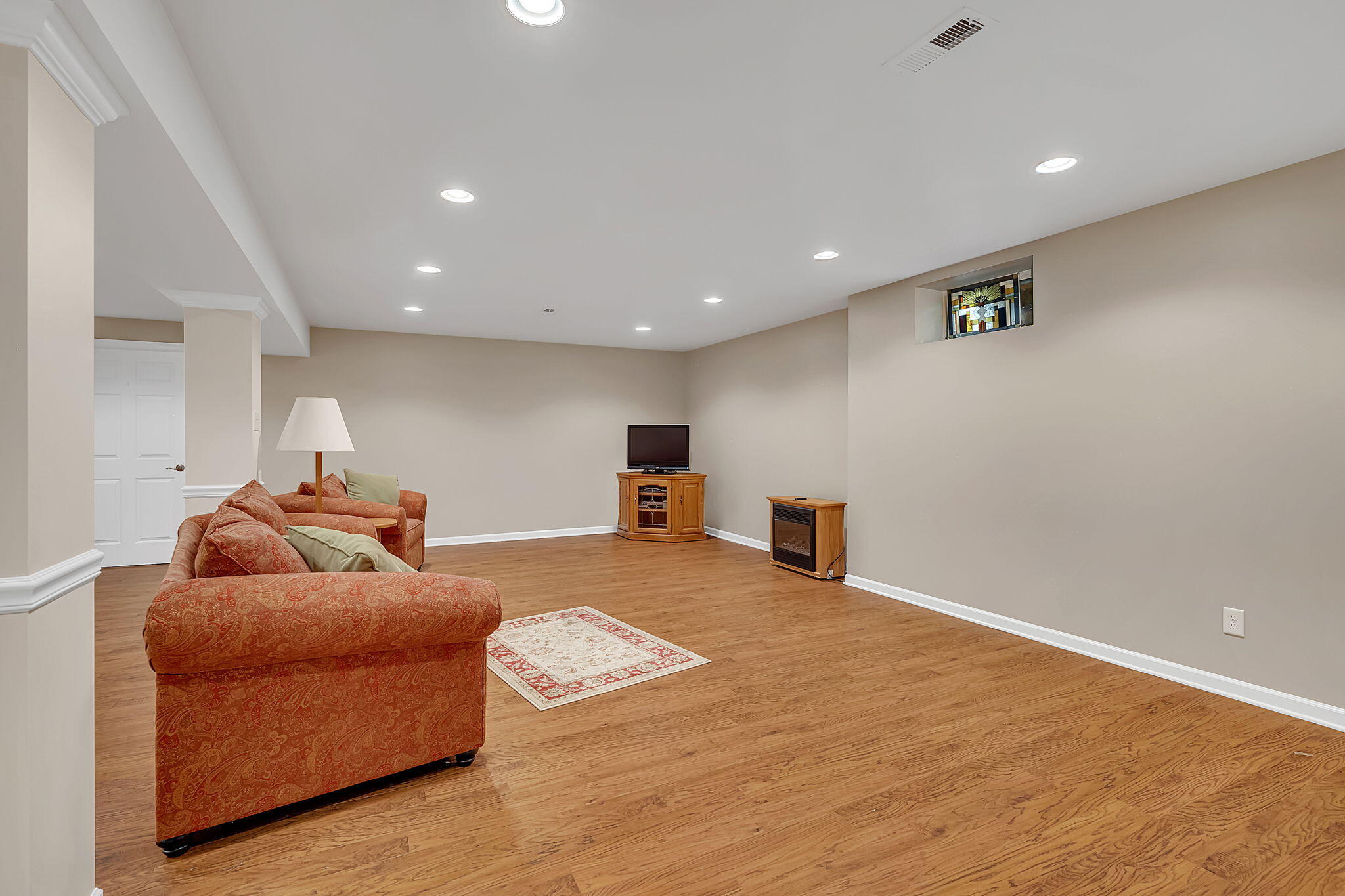 7441 Winchester Lane