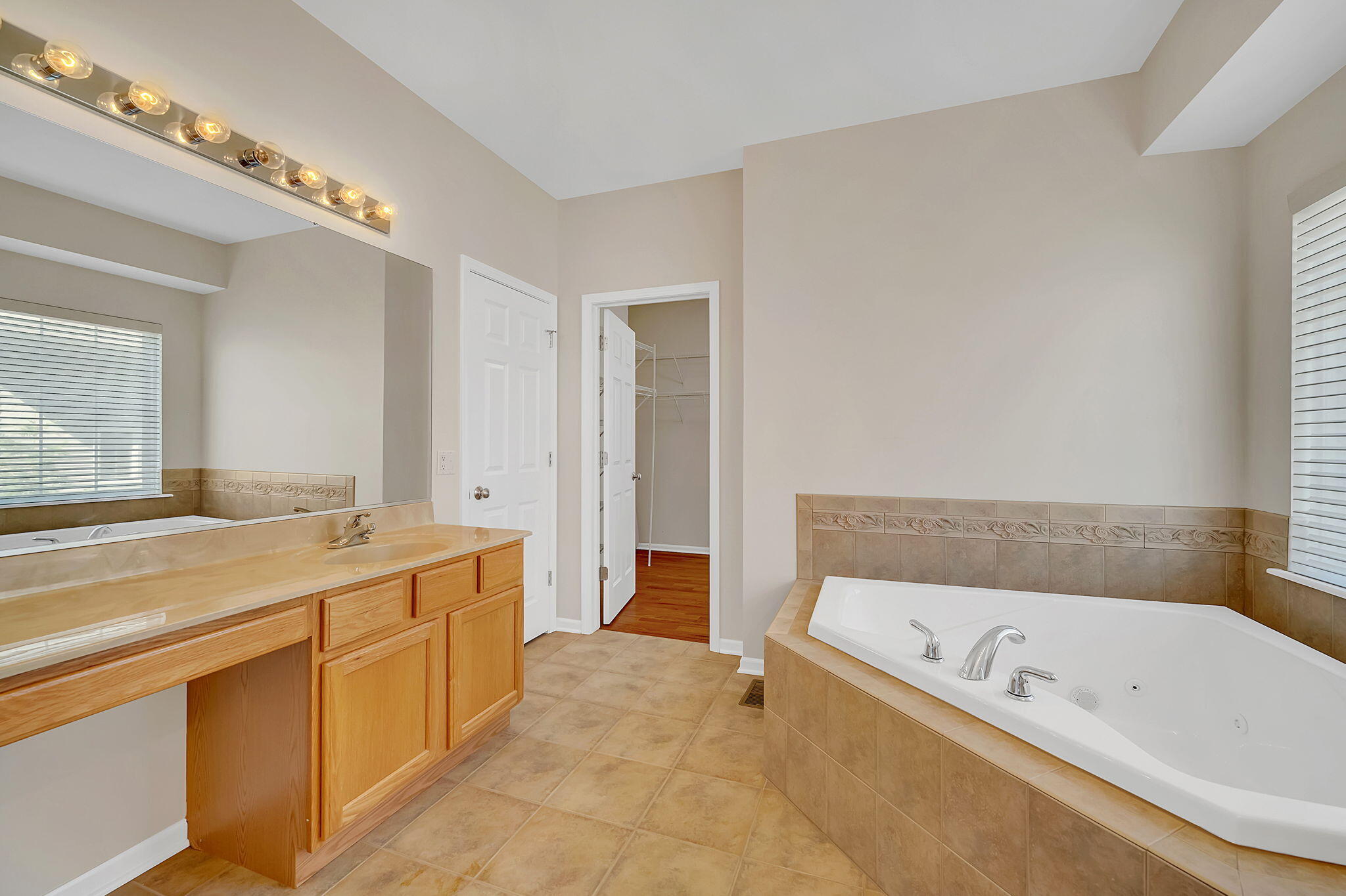 7441 Winchester Lane