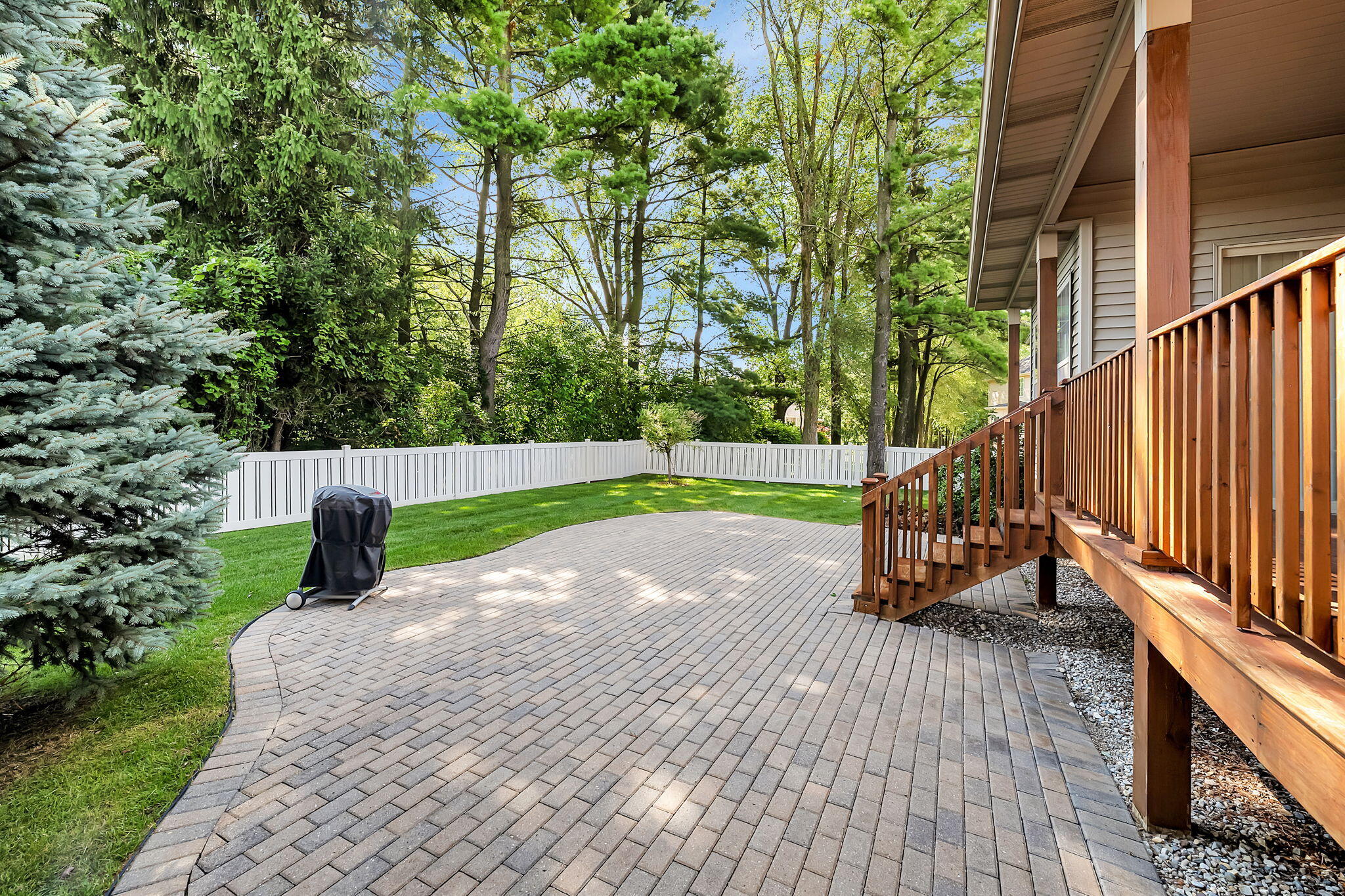 7441 Winchester Lane