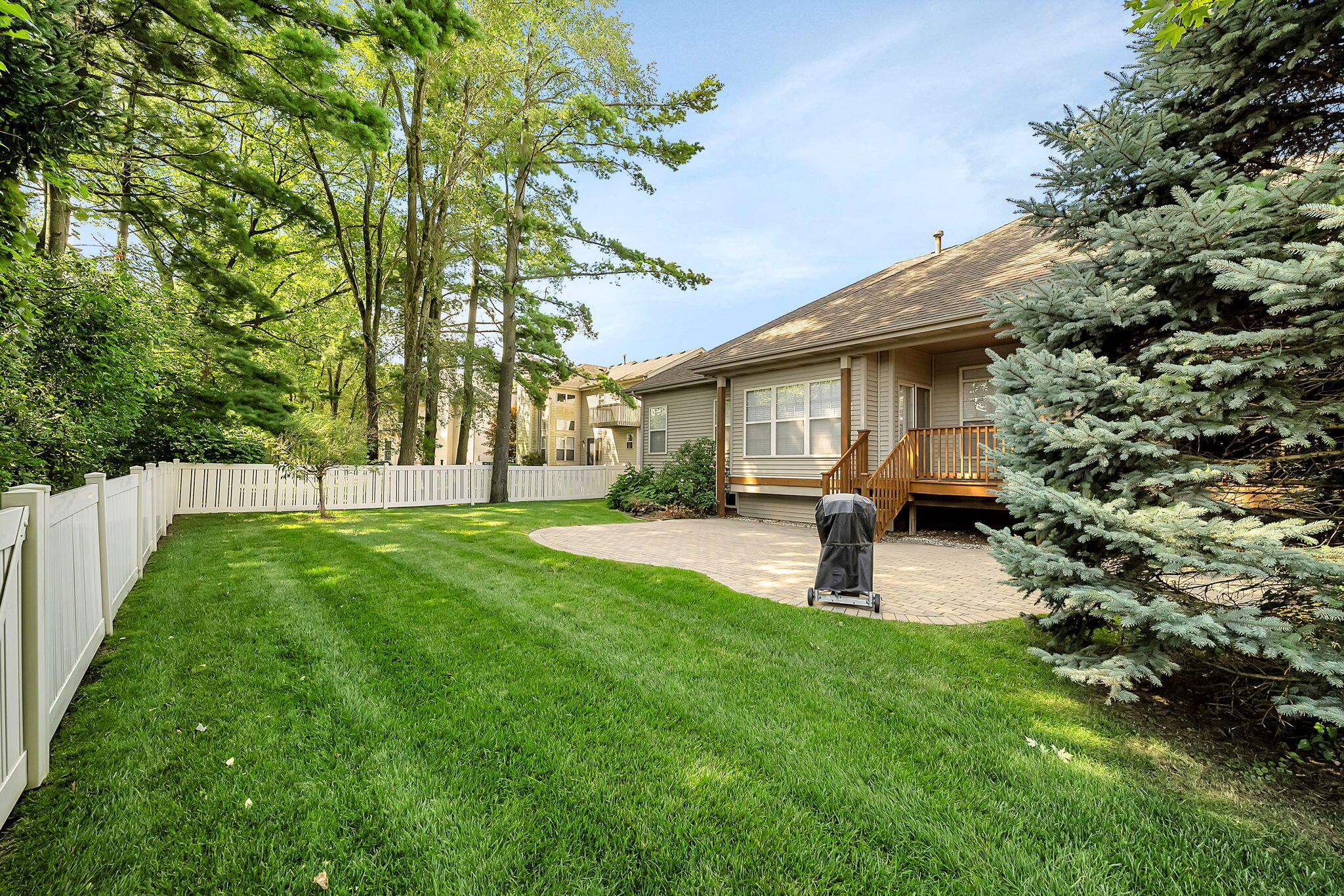 7441 Winchester Lane