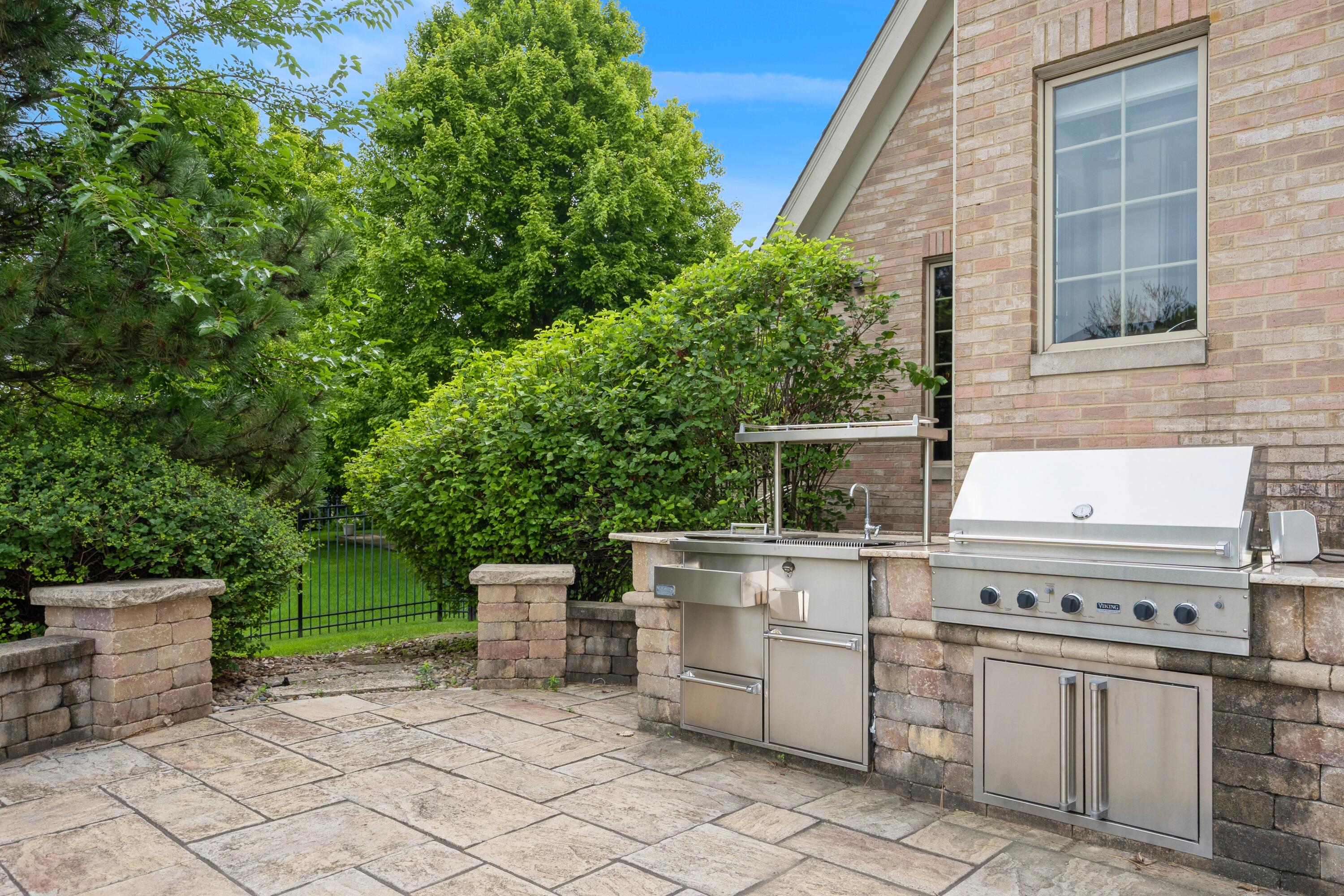 1913 Briarwood Circle