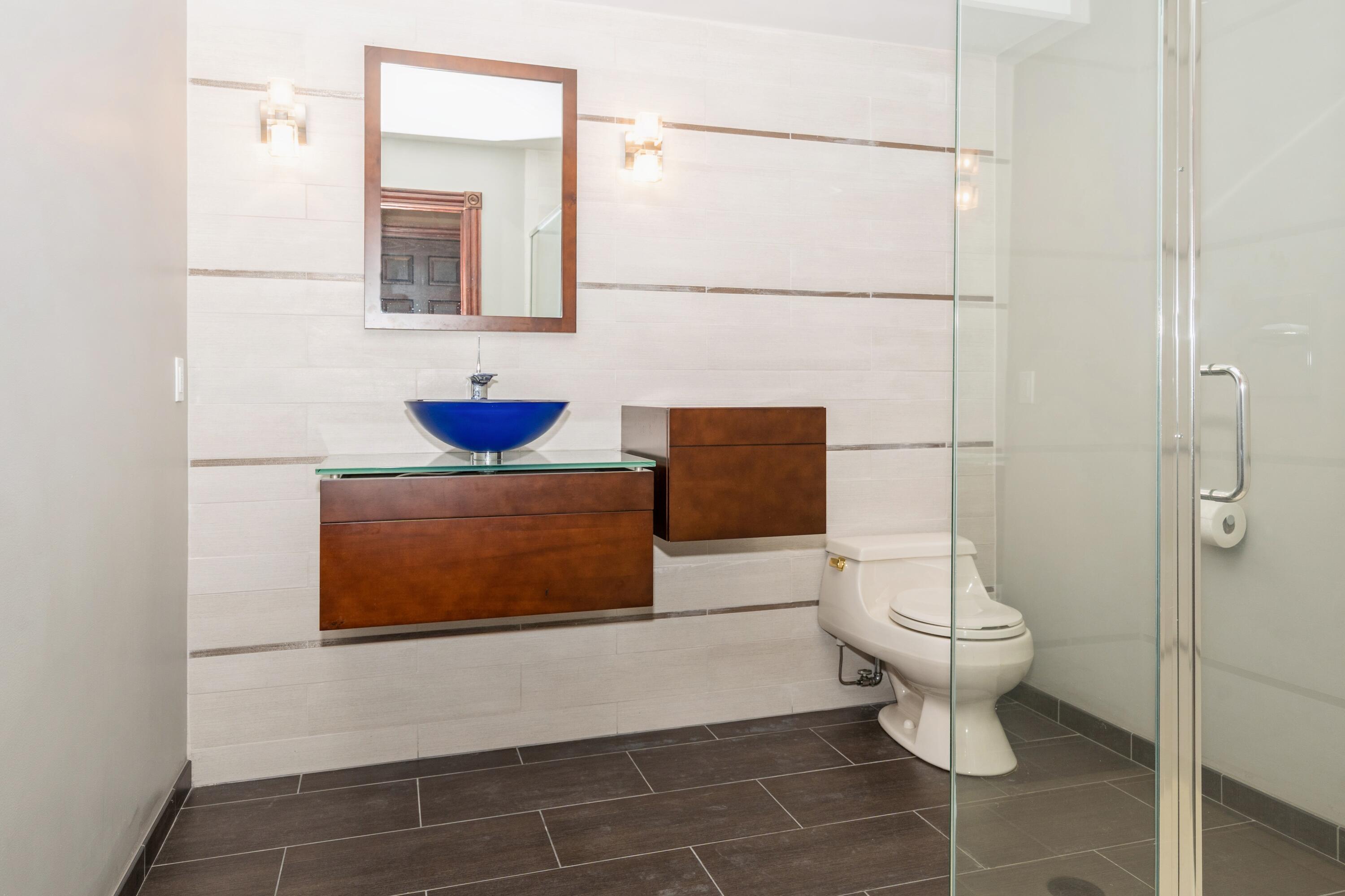 1913 Briarwood Circle