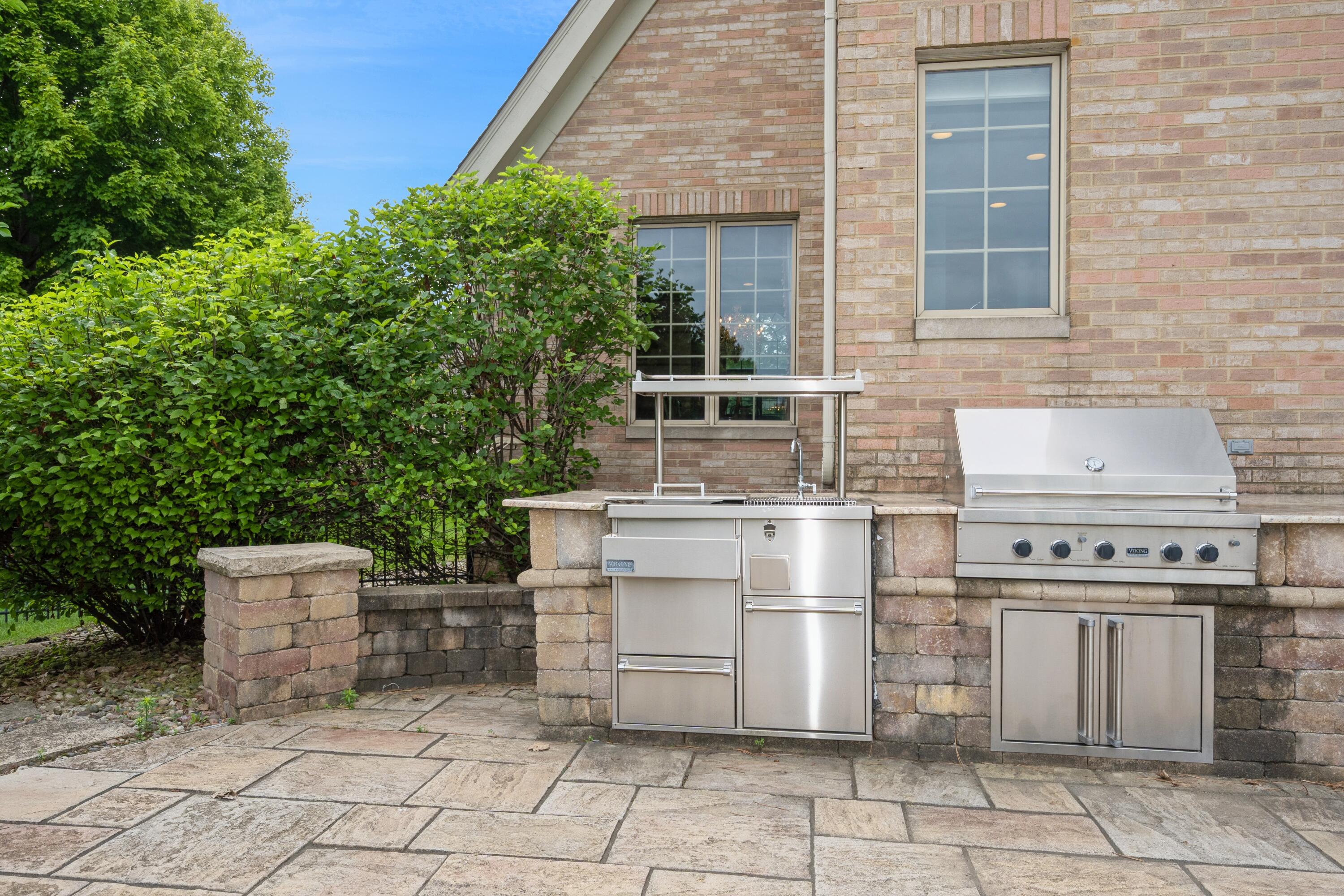 1913 Briarwood Circle