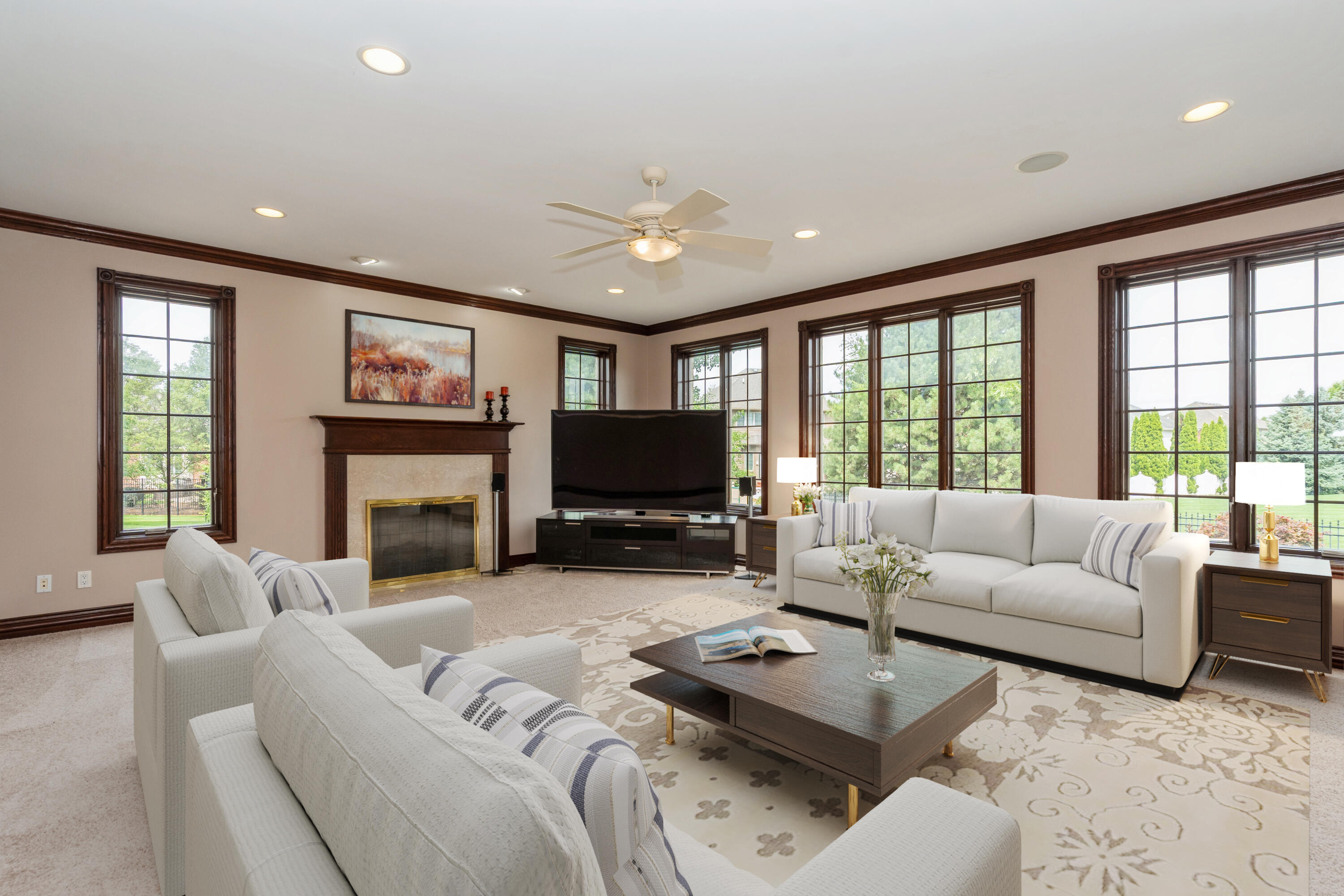 1913 Briarwood Circle