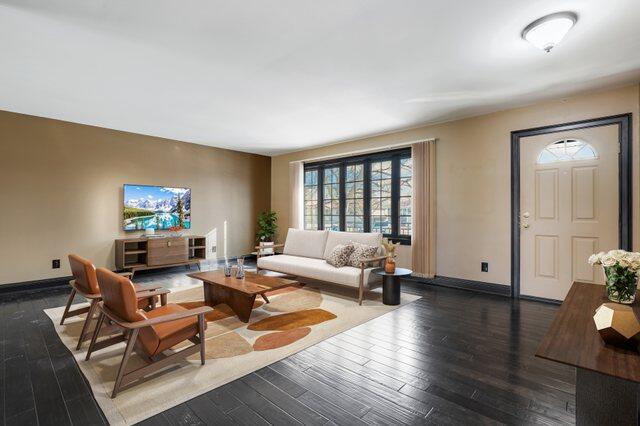 9210 Woodward Avenue