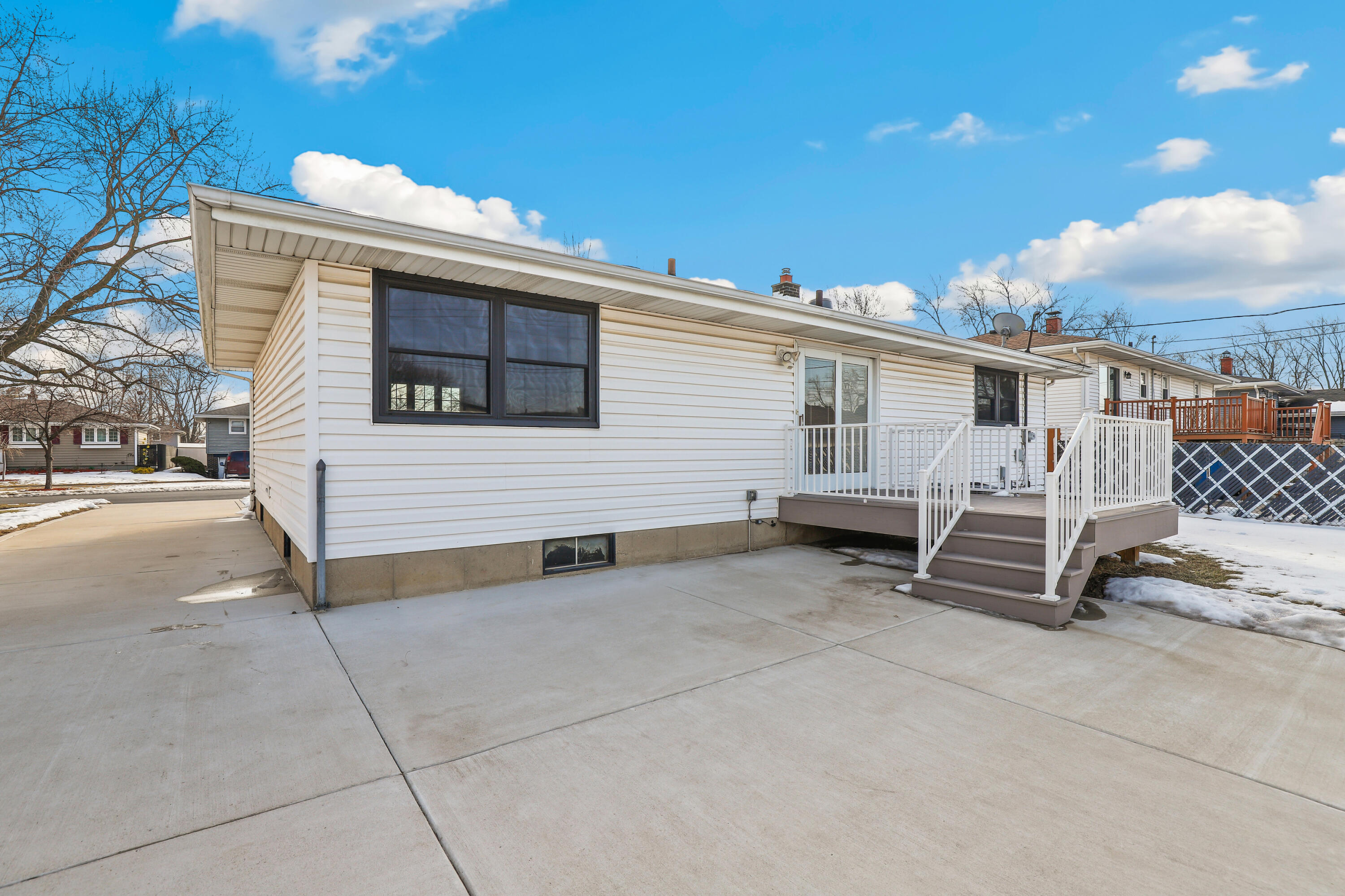 9210 Woodward Avenue