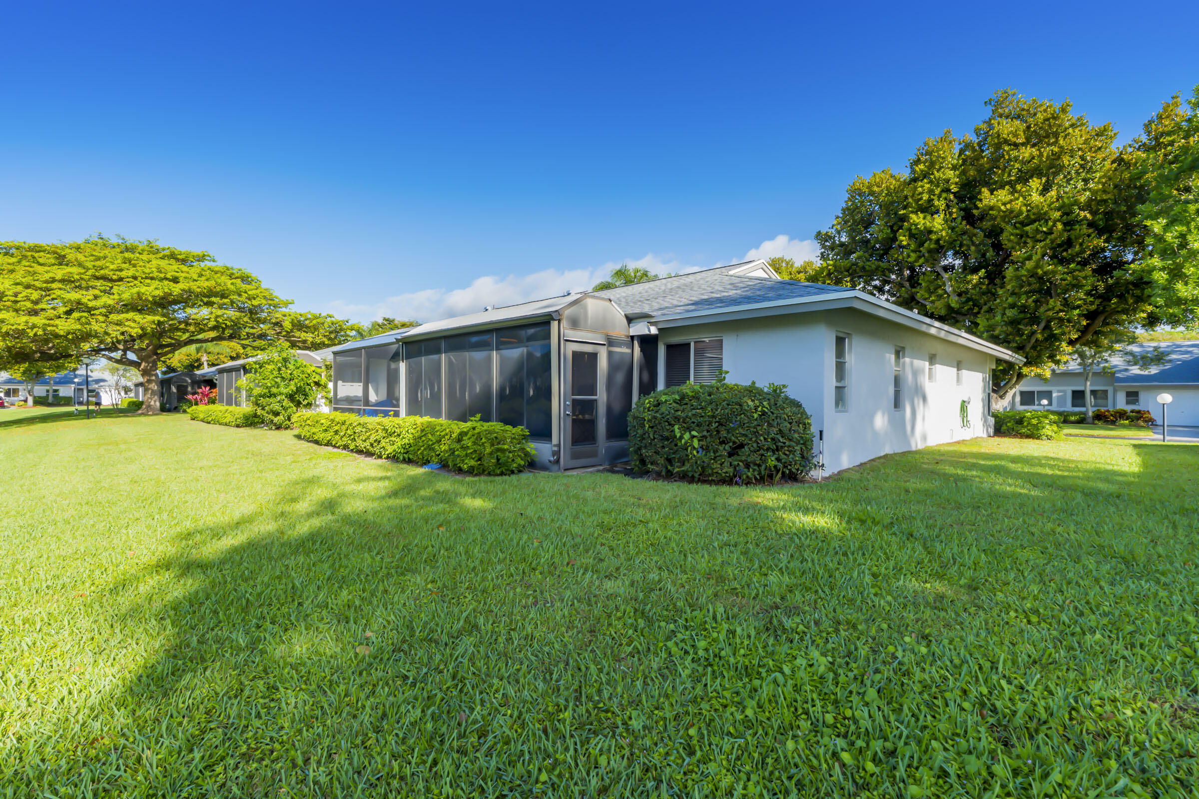 8948 Meadowlark Way