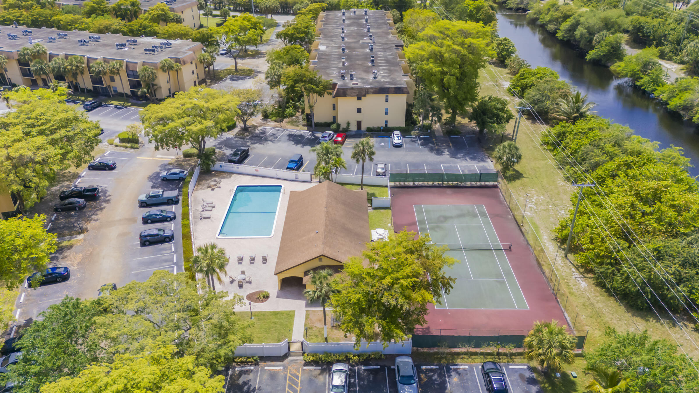 490 NW 20th Street 1030