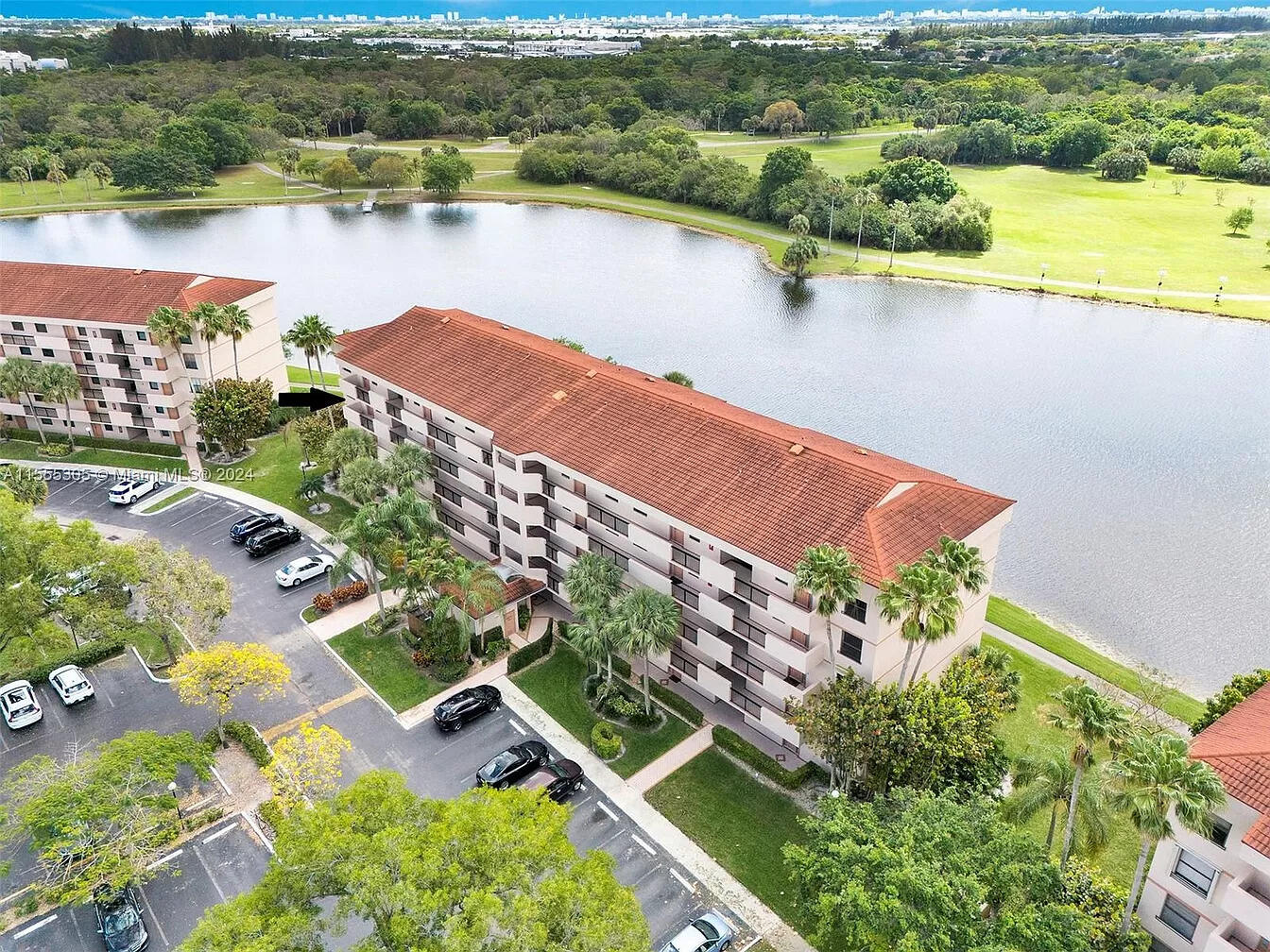 2767 Carambola Circle S 401