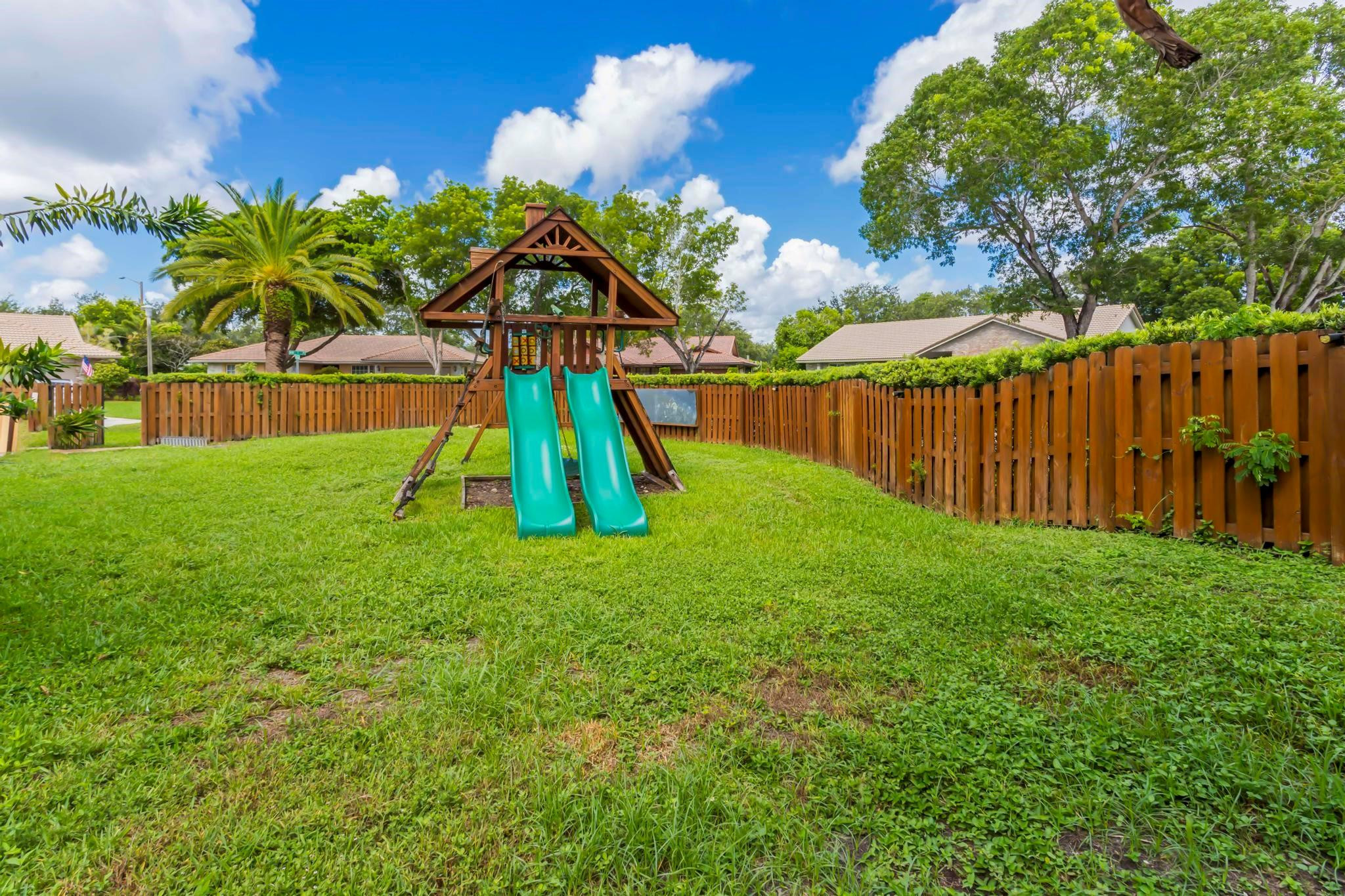 141 NW 114th Lane