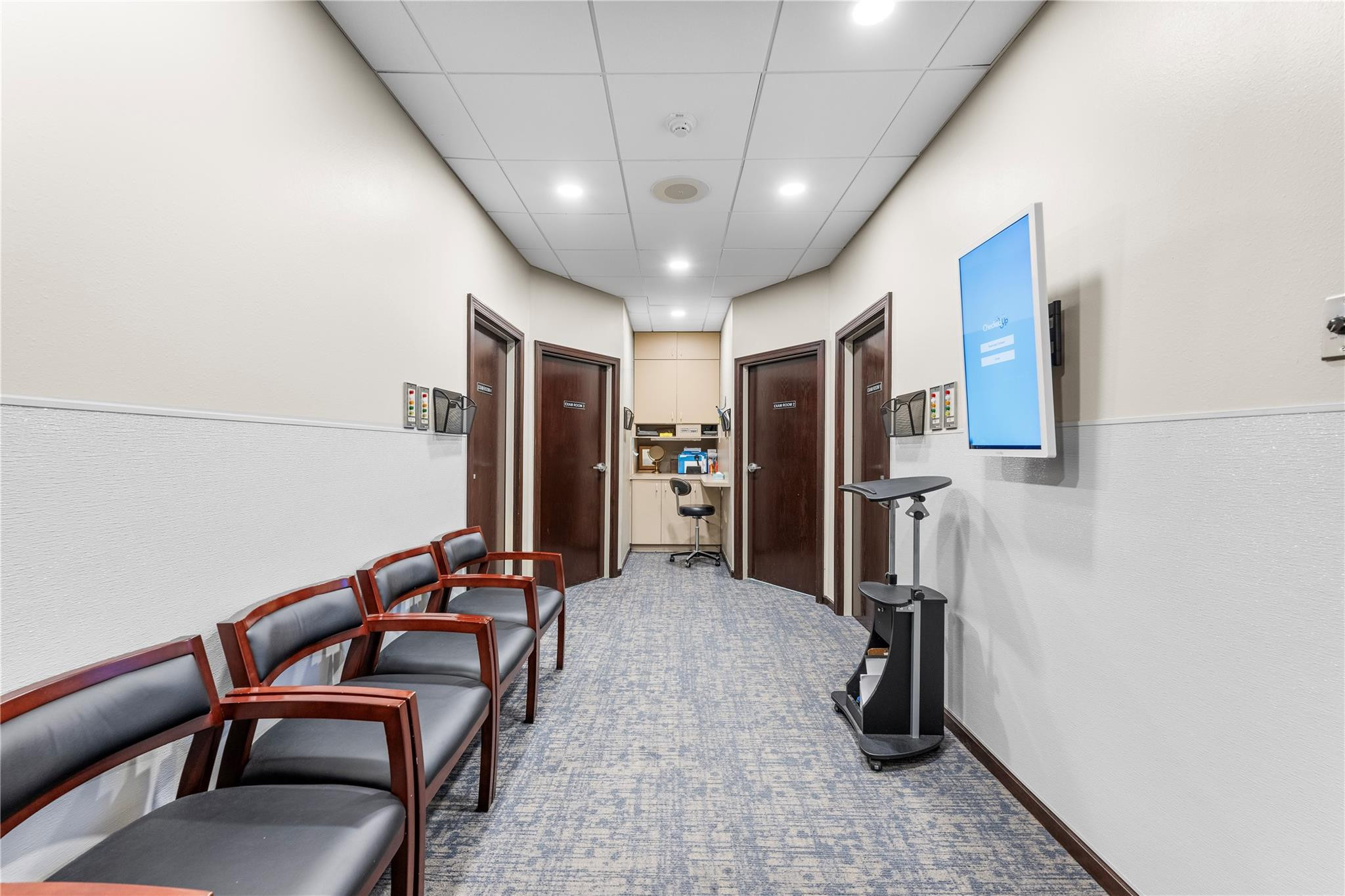 665 S Apollo Boulevard