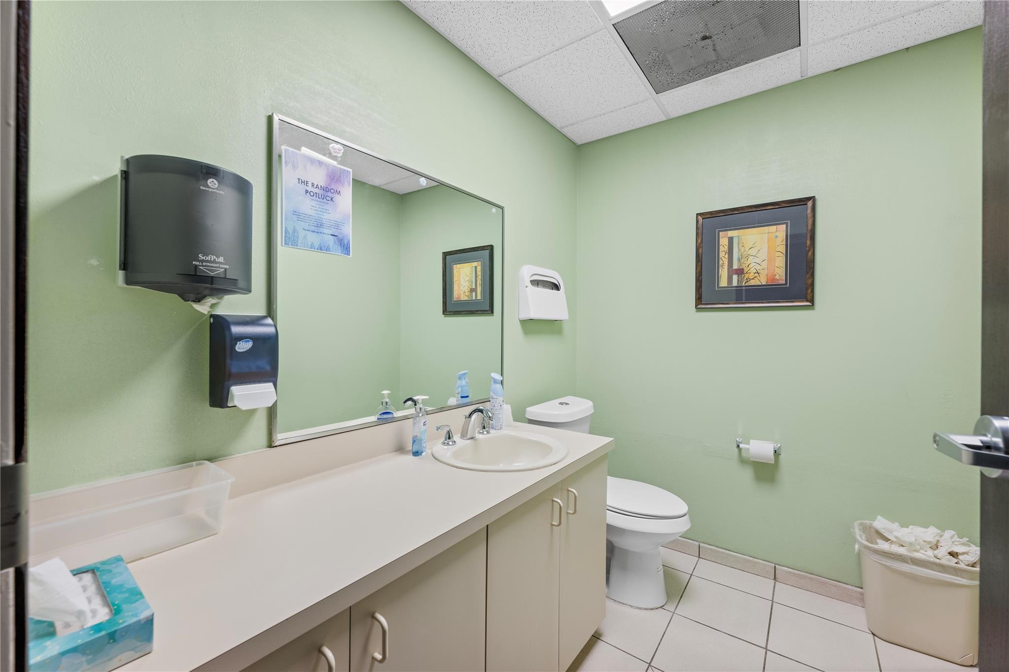 665 S Apollo Boulevard