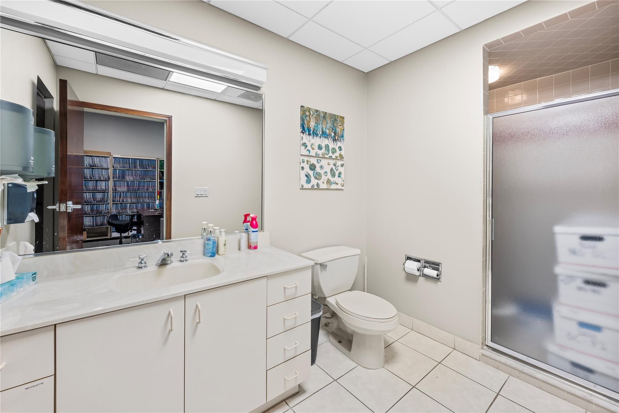 665 S Apollo Boulevard